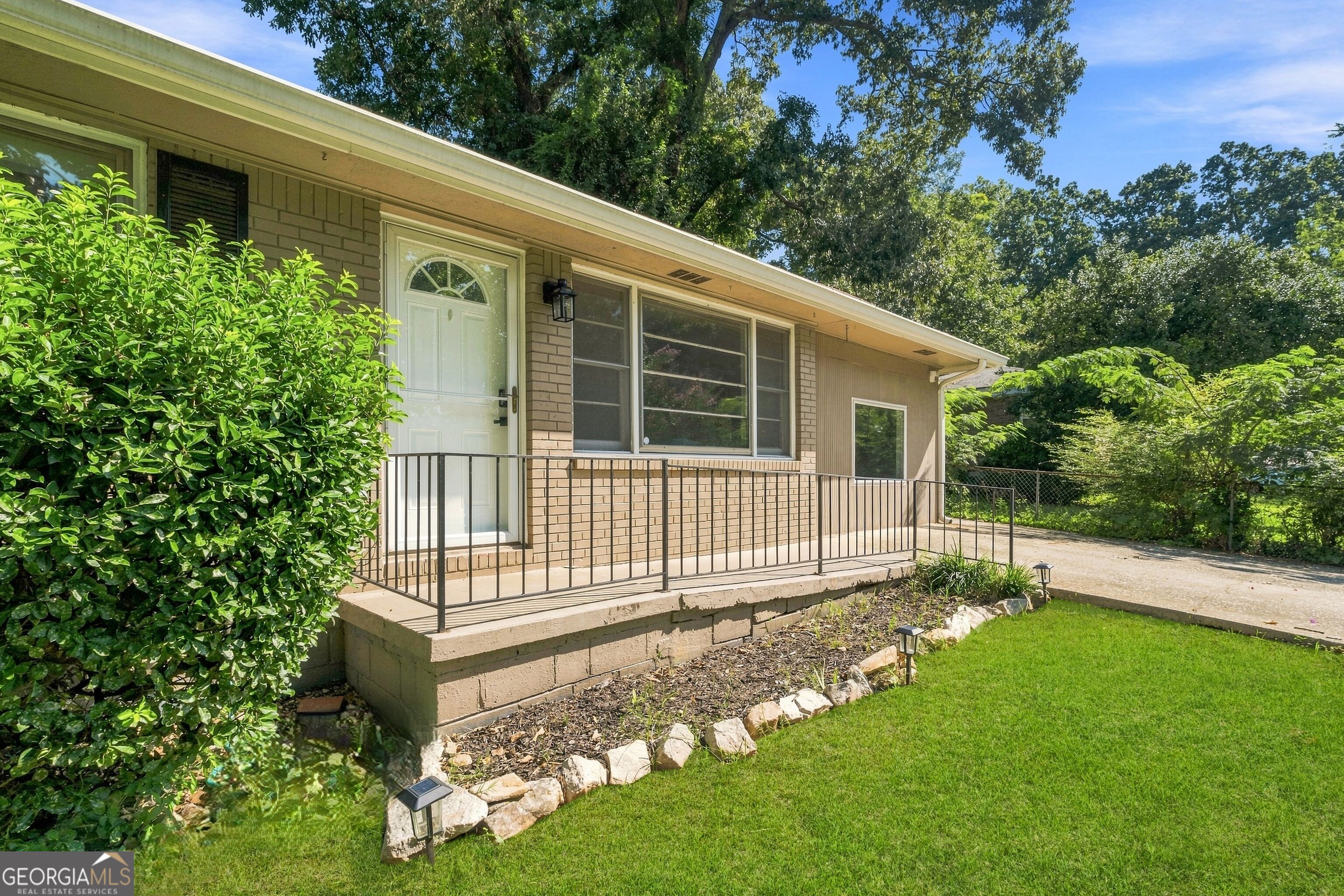2600 Farn Drive Property Photo 3