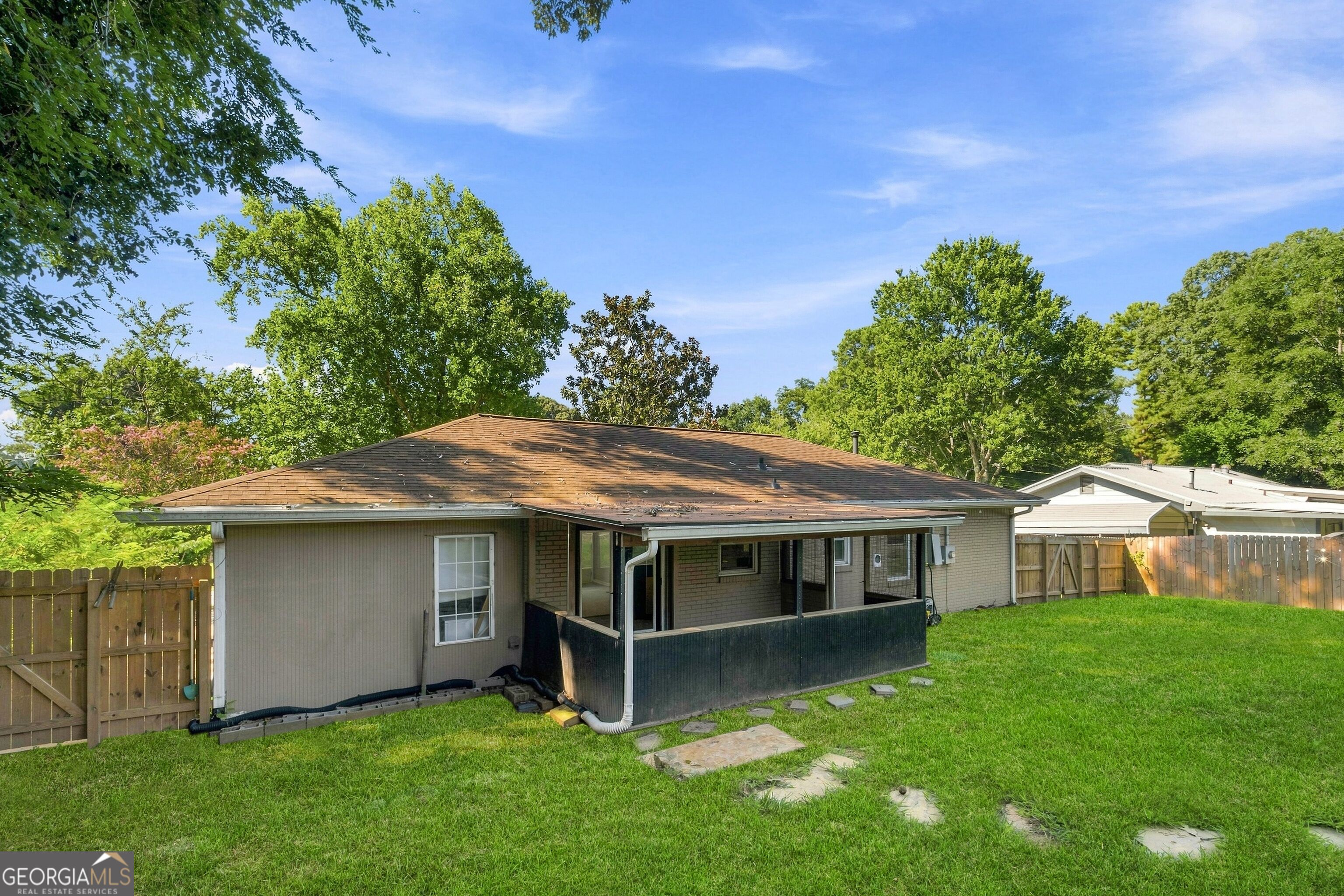 2600 Farn Drive Property Photo 8