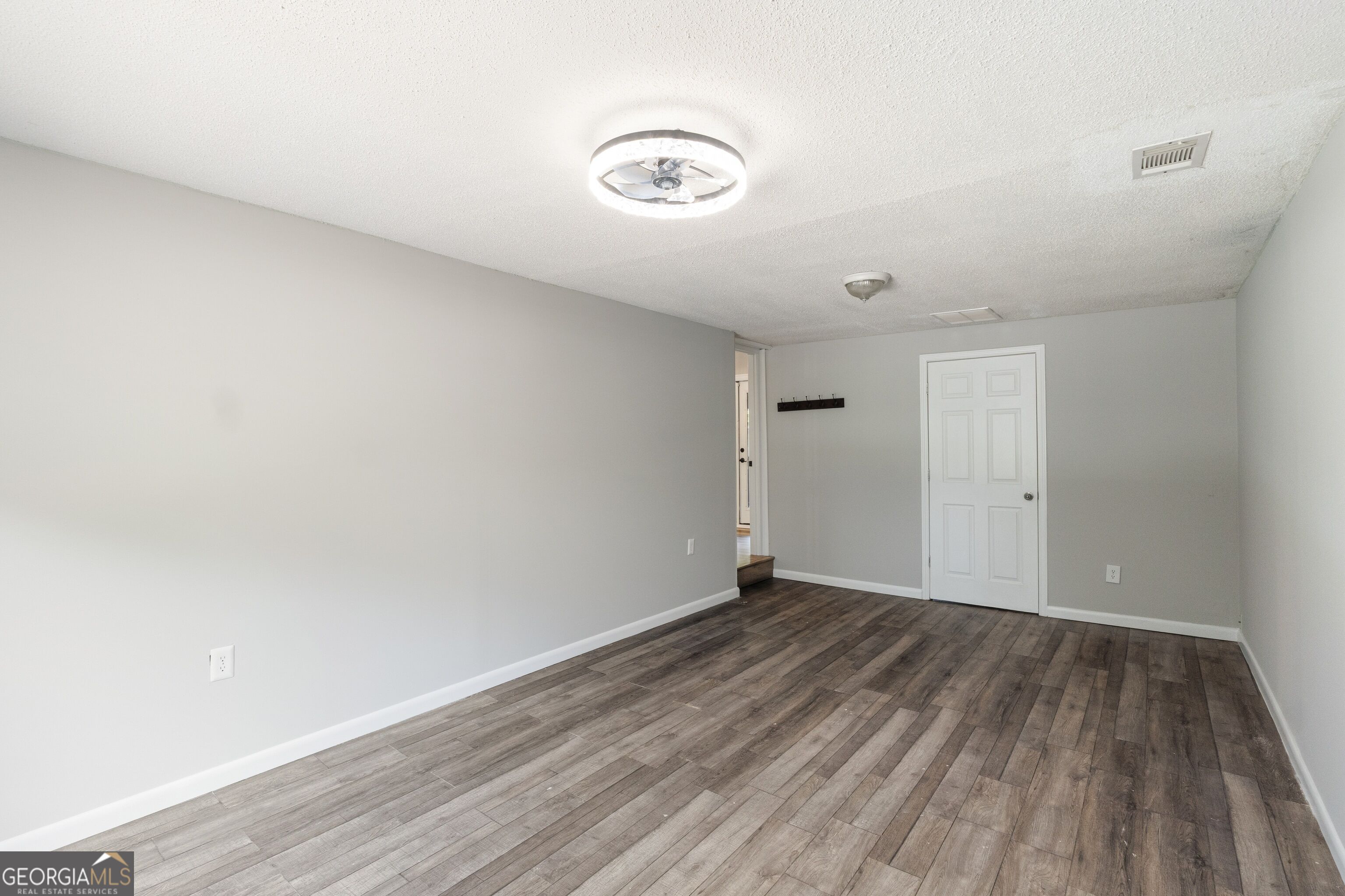 2600 Farn Drive Property Photo 20