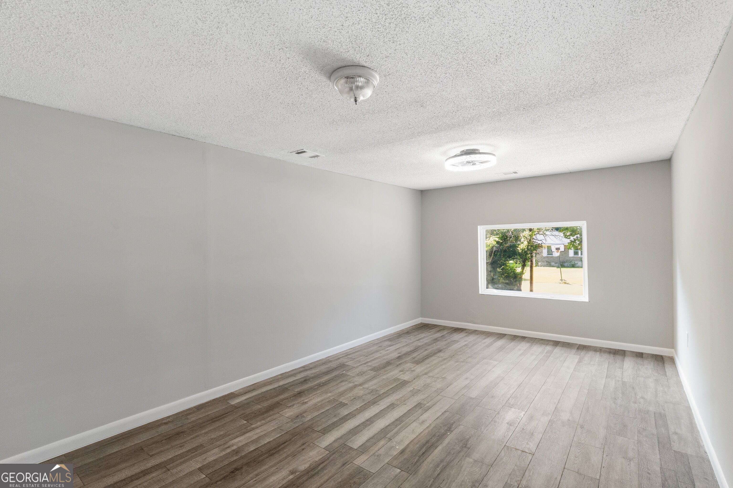 2600 Farn Drive Property Photo 22