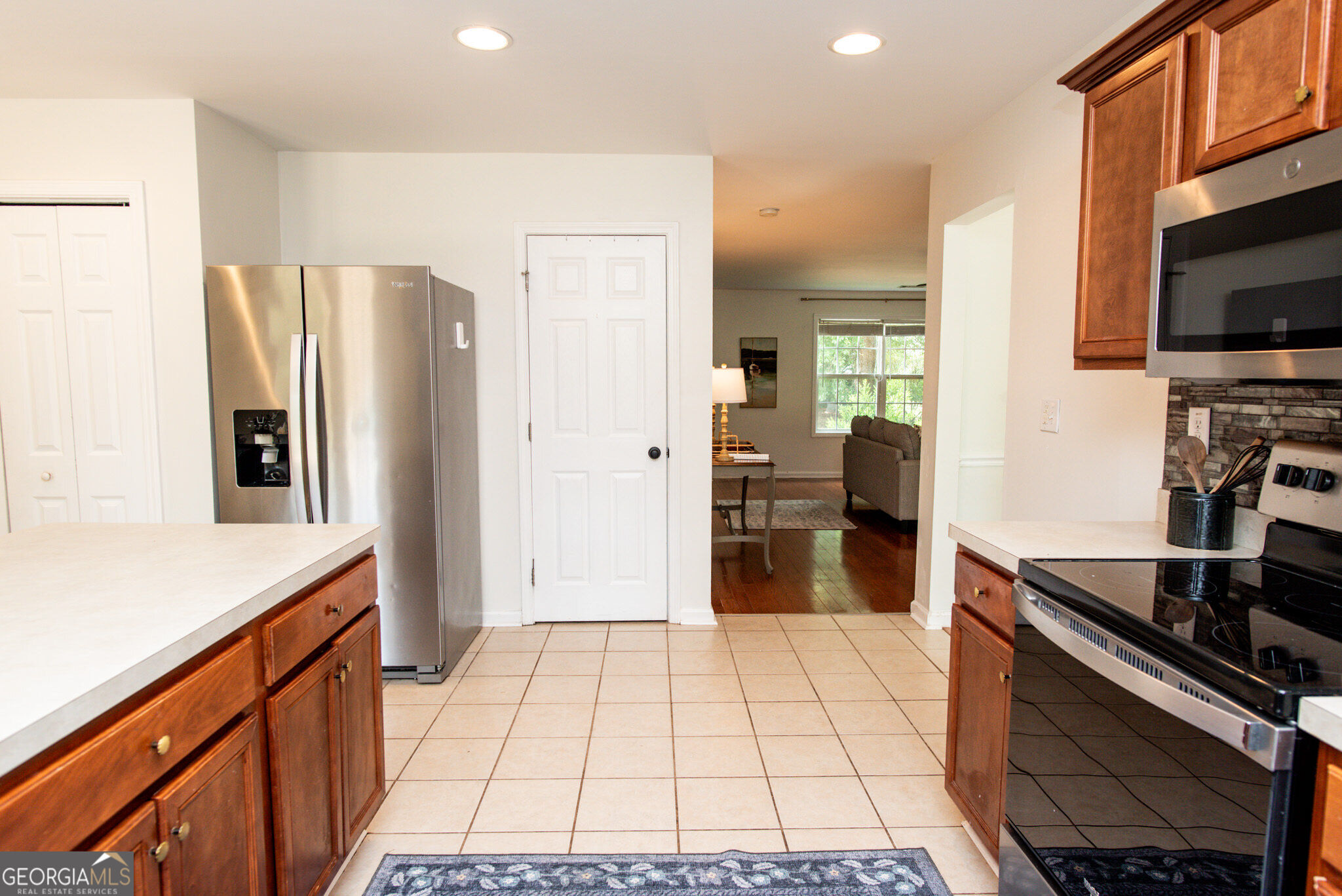 768 Weeping Willow Drive Property Photo 12