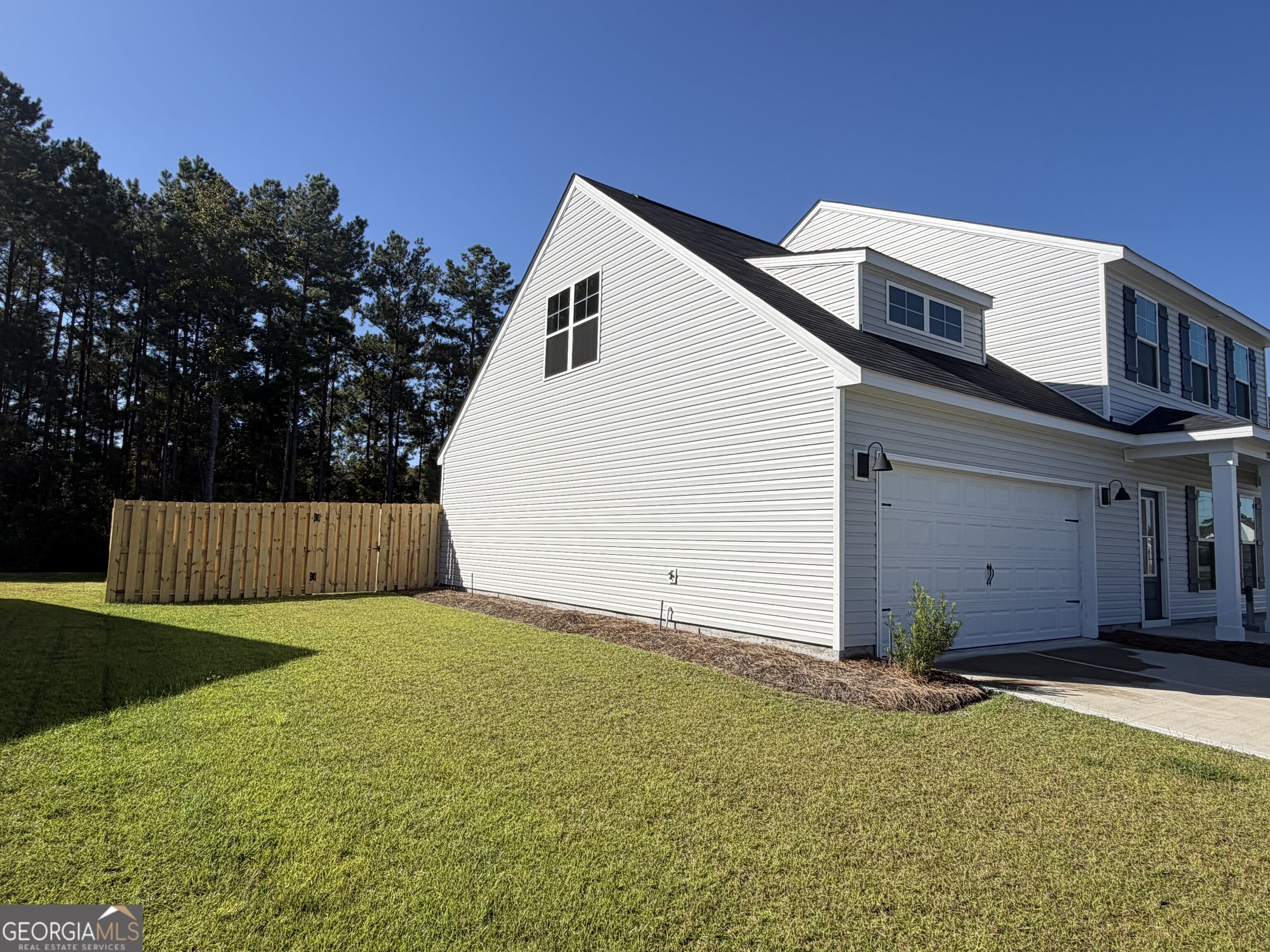 337 Crosswinds Drive Property Photo 2