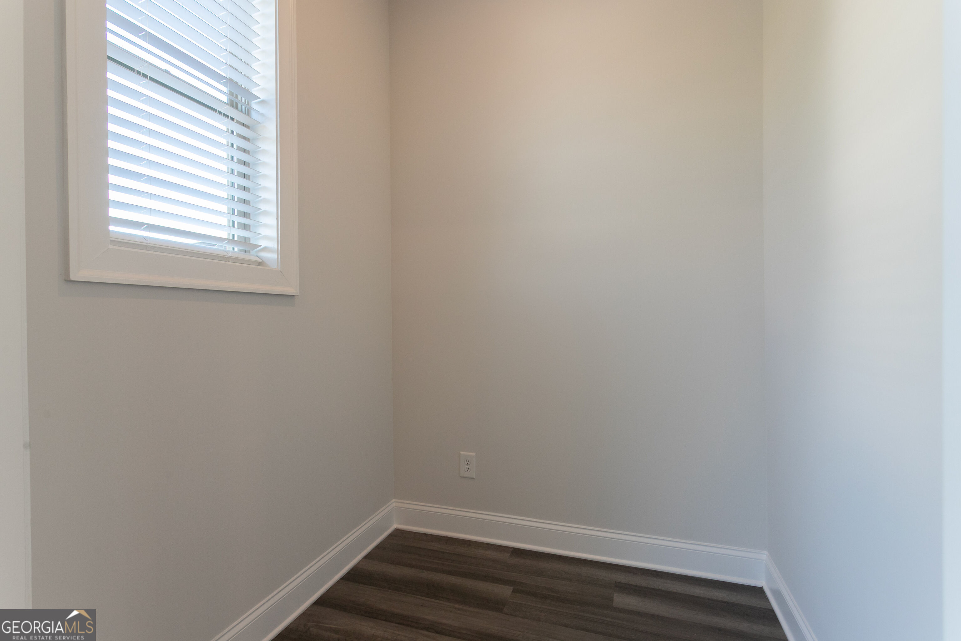 4804 Highside Way Property Photo 8