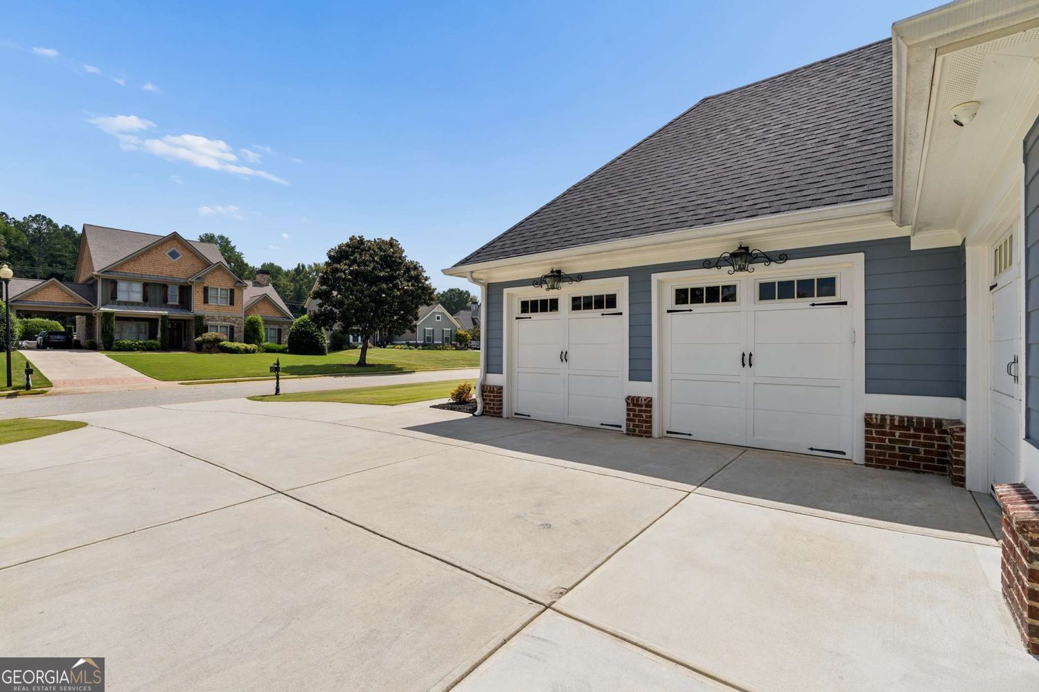 1430 Traditions Way Property Photo 5