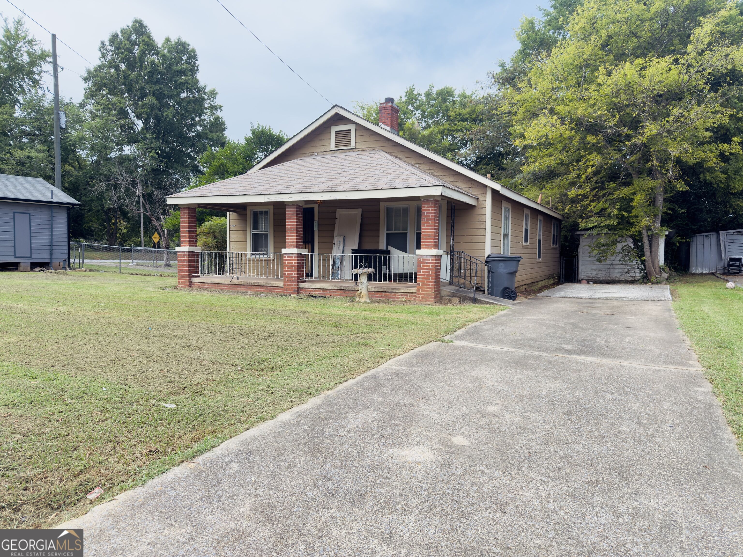 1116 Brooks Street Property Photo 1