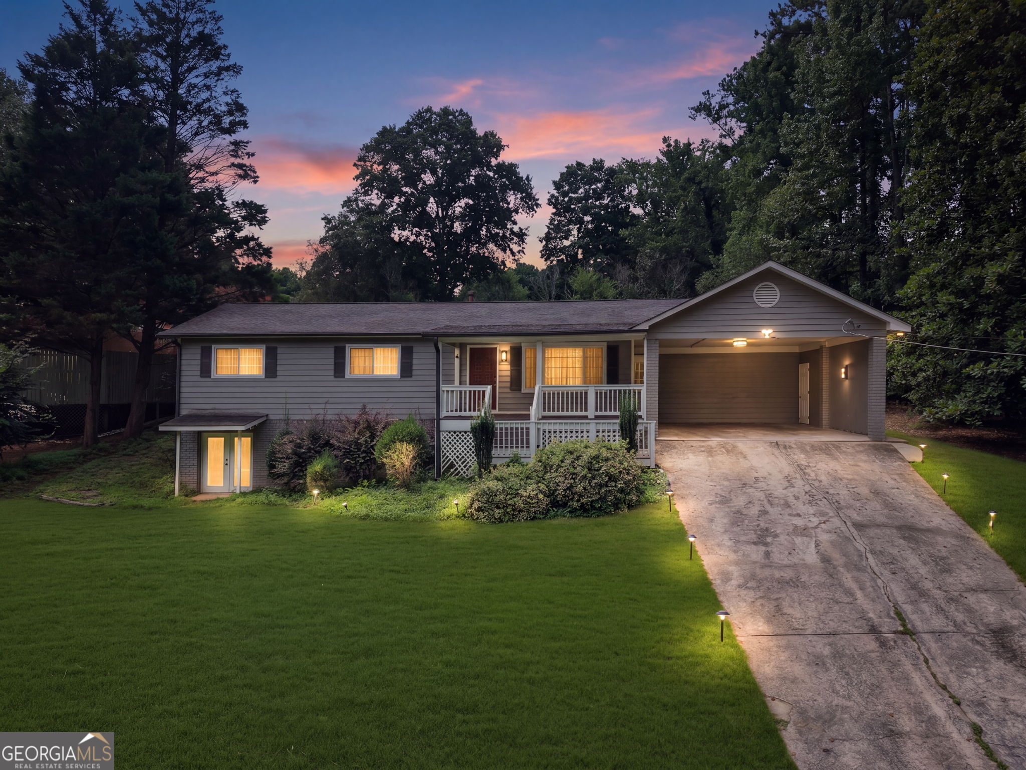 4599 Cedar Knoll Drive Ne Property Photo 1