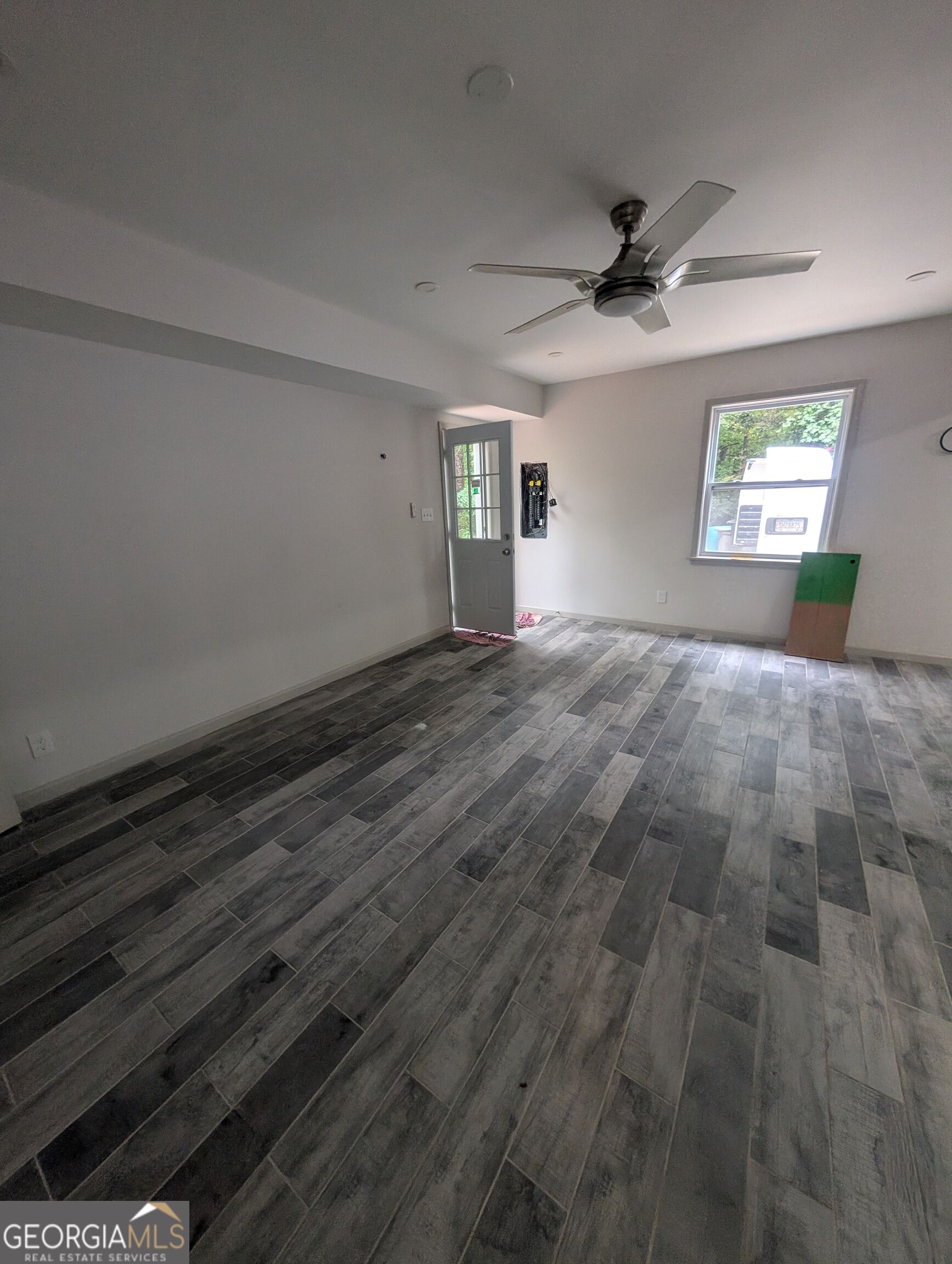 656 River Bend Drive Property Photo 4