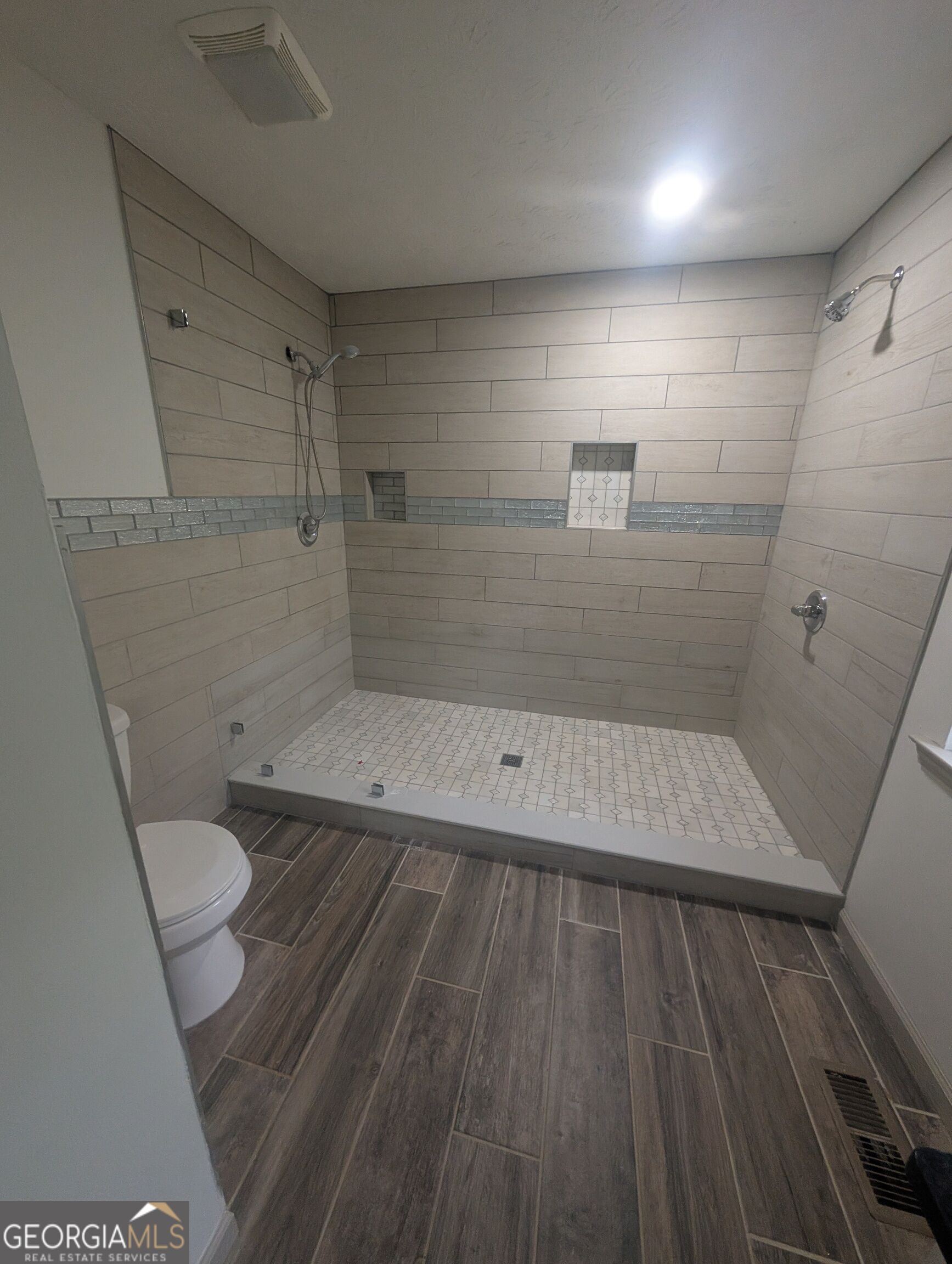 656 River Bend Drive Property Photo 24