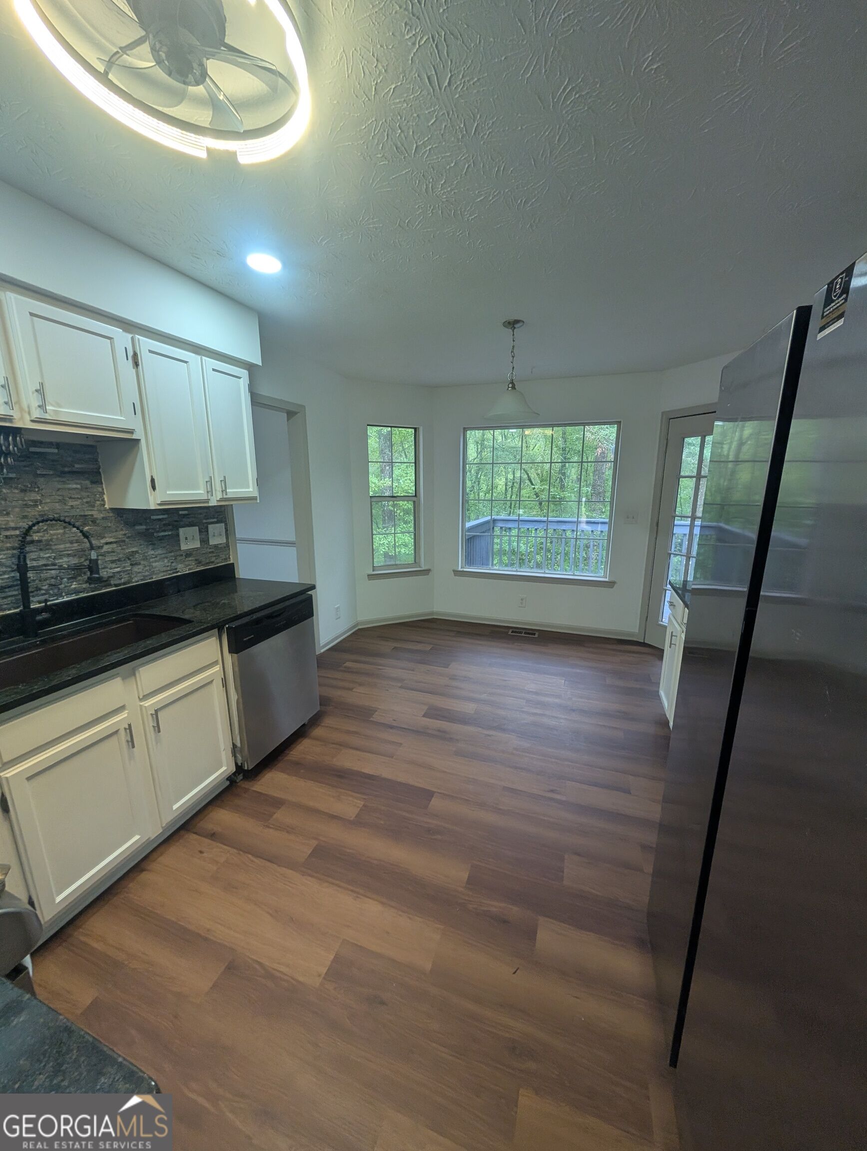 656 River Bend Drive Property Photo 28