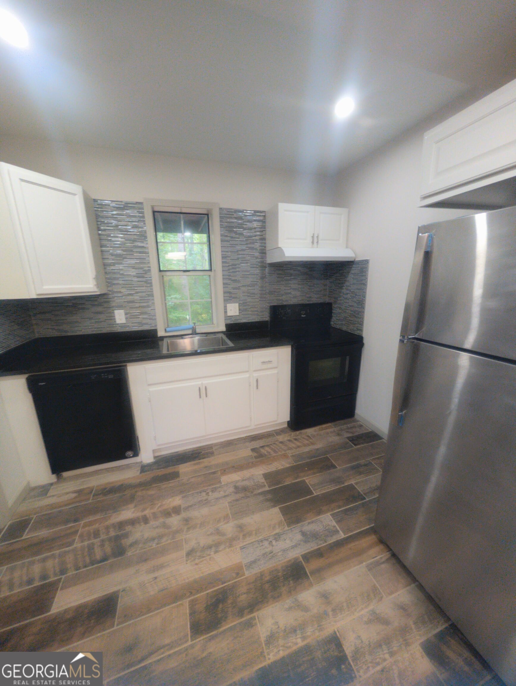 656 River Bend Drive Property Photo 31