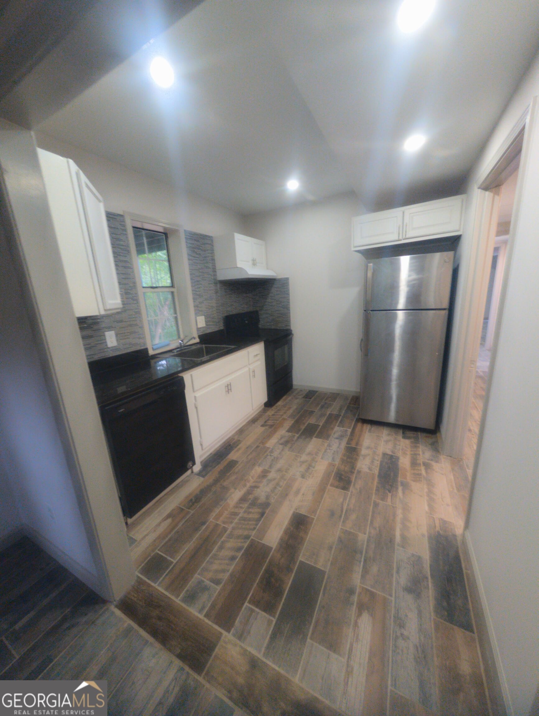 656 River Bend Drive Property Photo 32