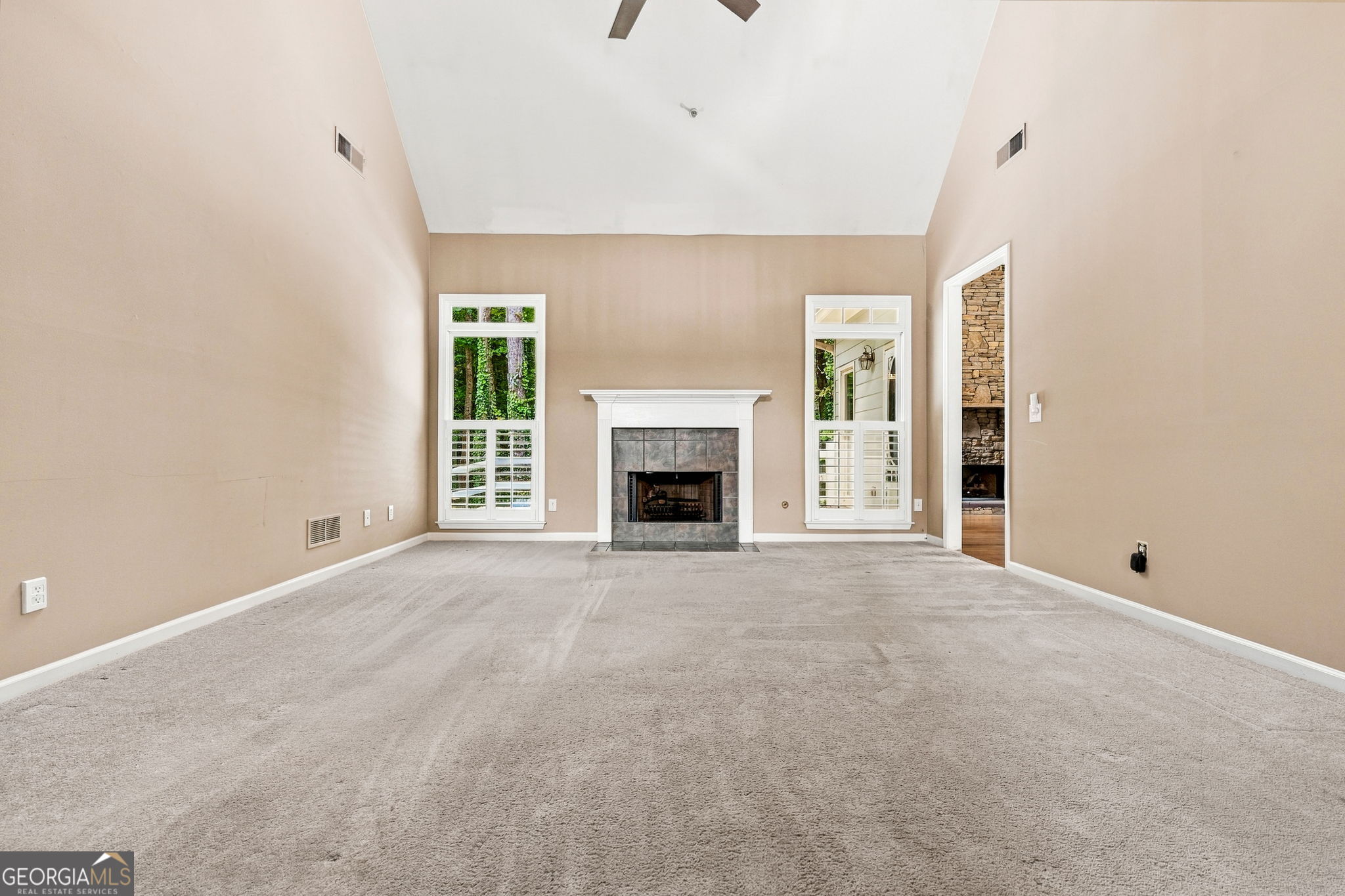 1749 Glen Echo Way Property Photo 18