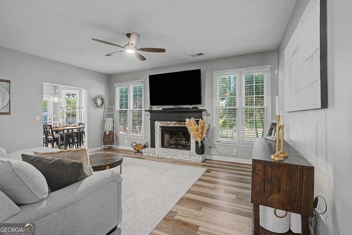 706 Chanson Drive Sw Property Photo 13