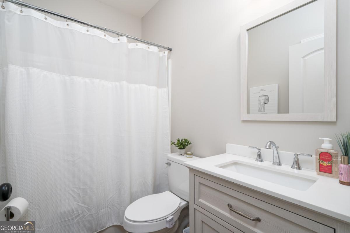 49 Caspian Trail Property Photo 12