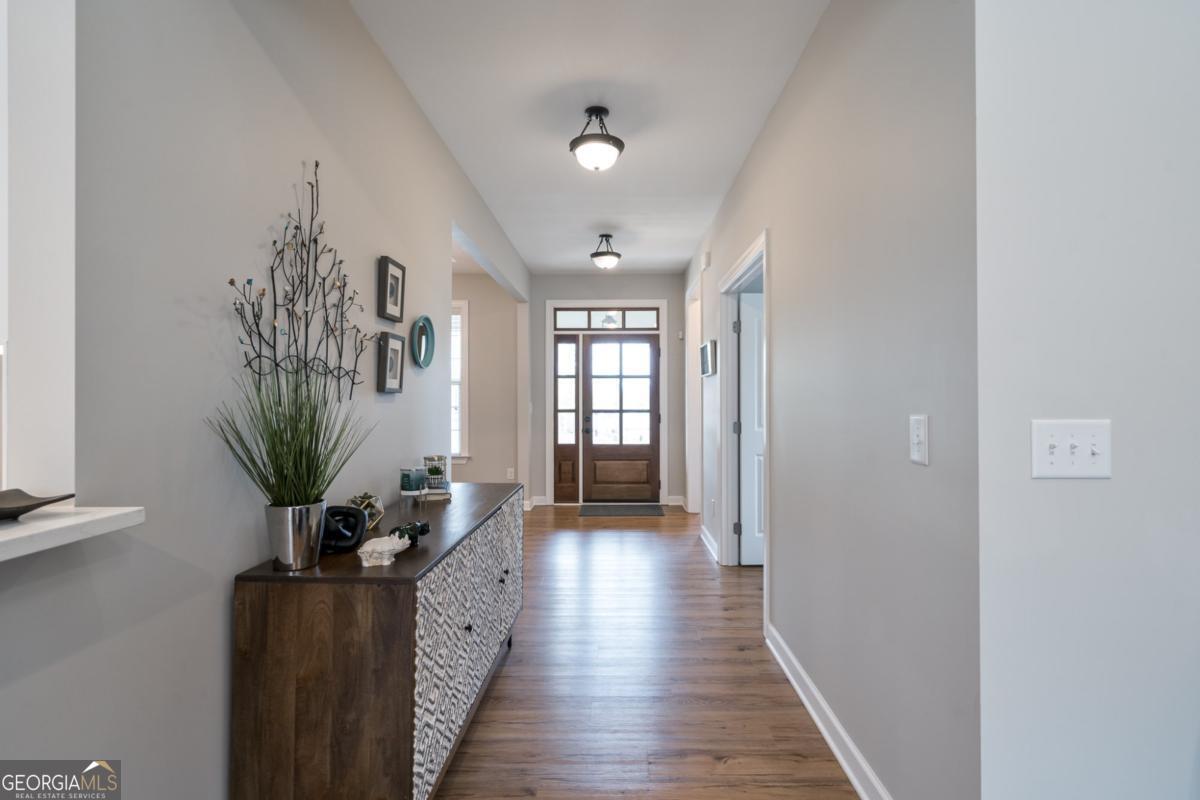 49 Caspian Trail Property Photo 15