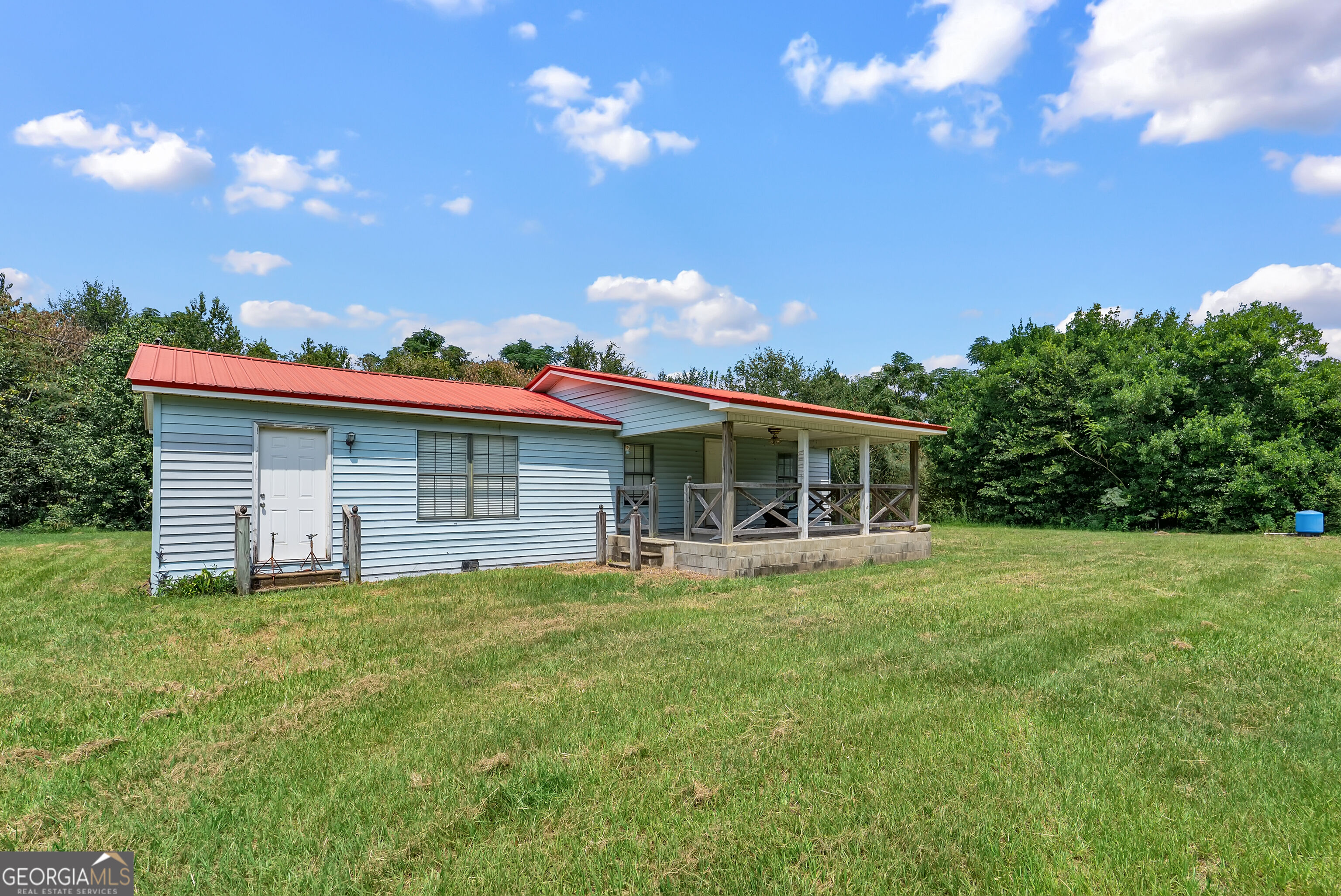 628 Waycaser Road Property Photo 4