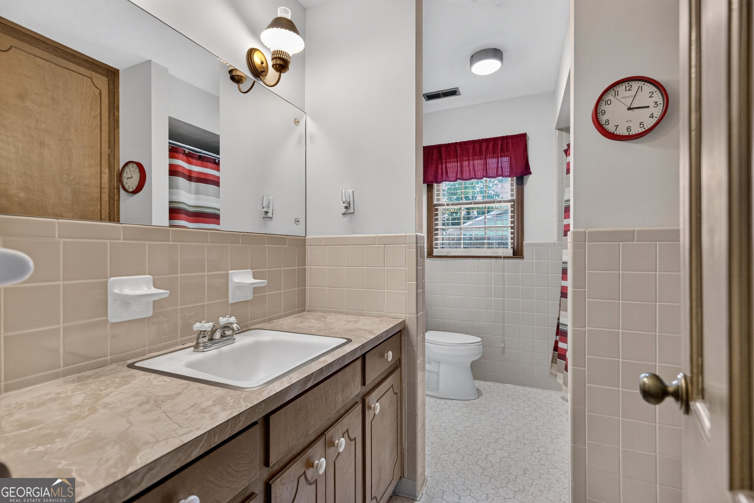 106 Iris Drive Property Photo 21