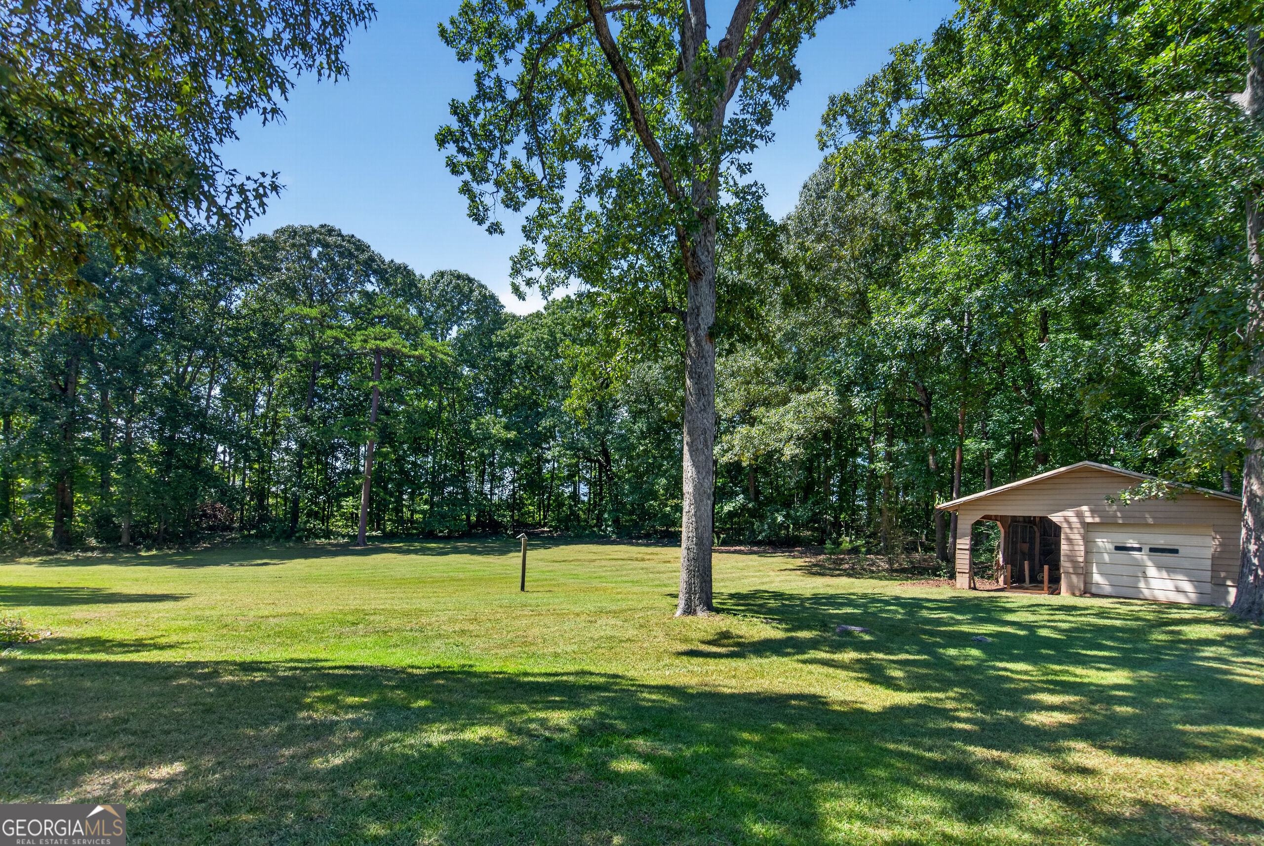 106 Iris Drive Property Photo 28