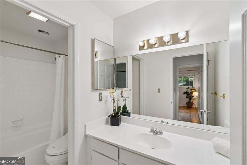 2 Gilbert Trail Ne Property Photo 25