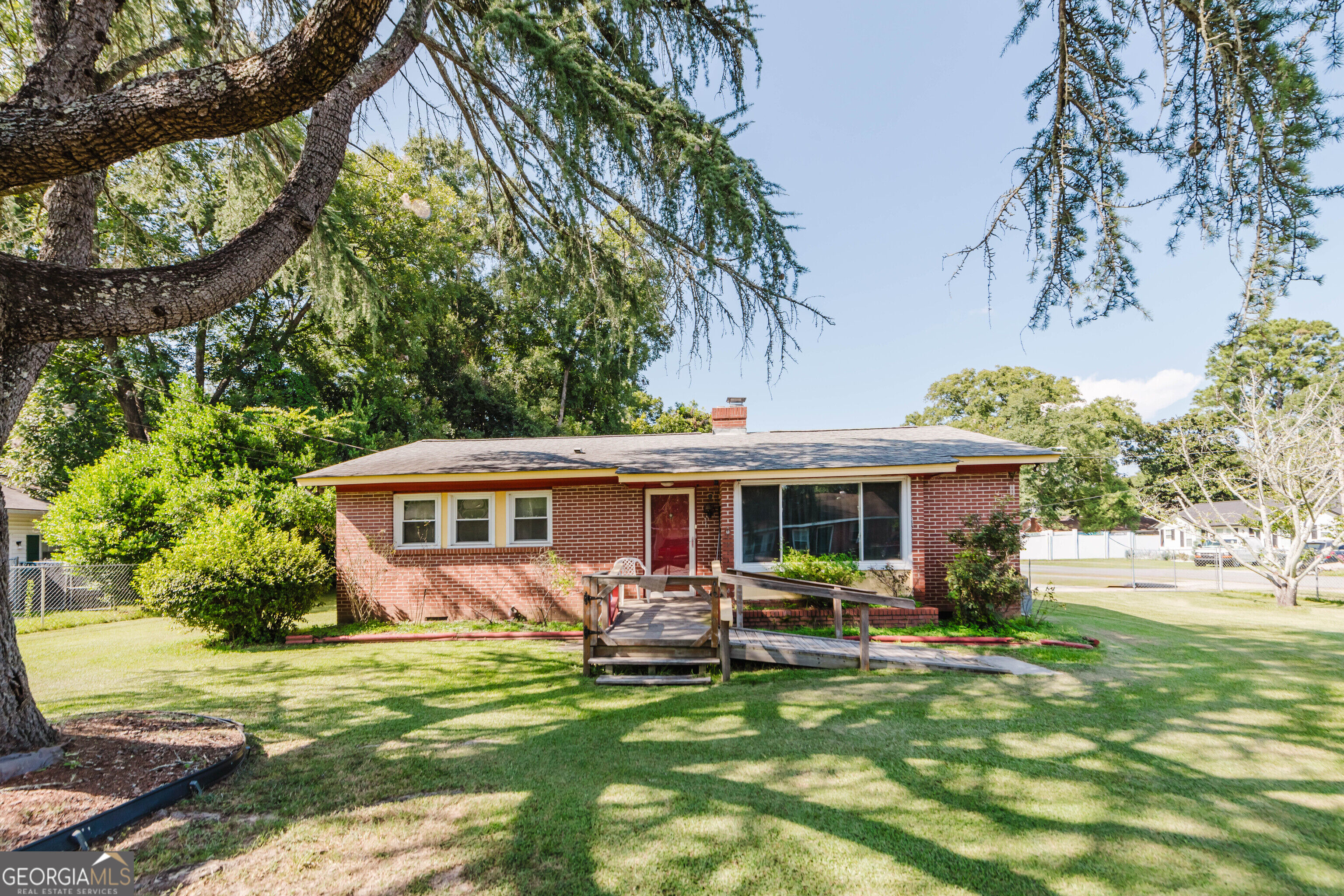 224 Shirley Drive Property Photo 1