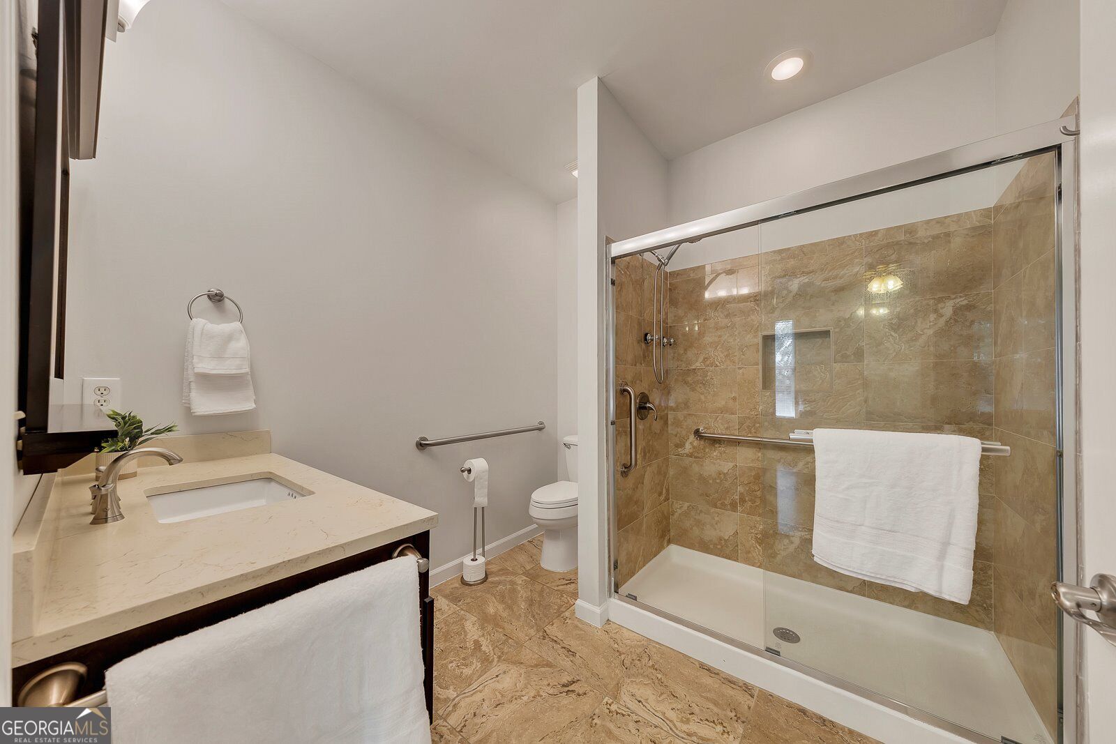 242 Riverstone Place Property Photo 17