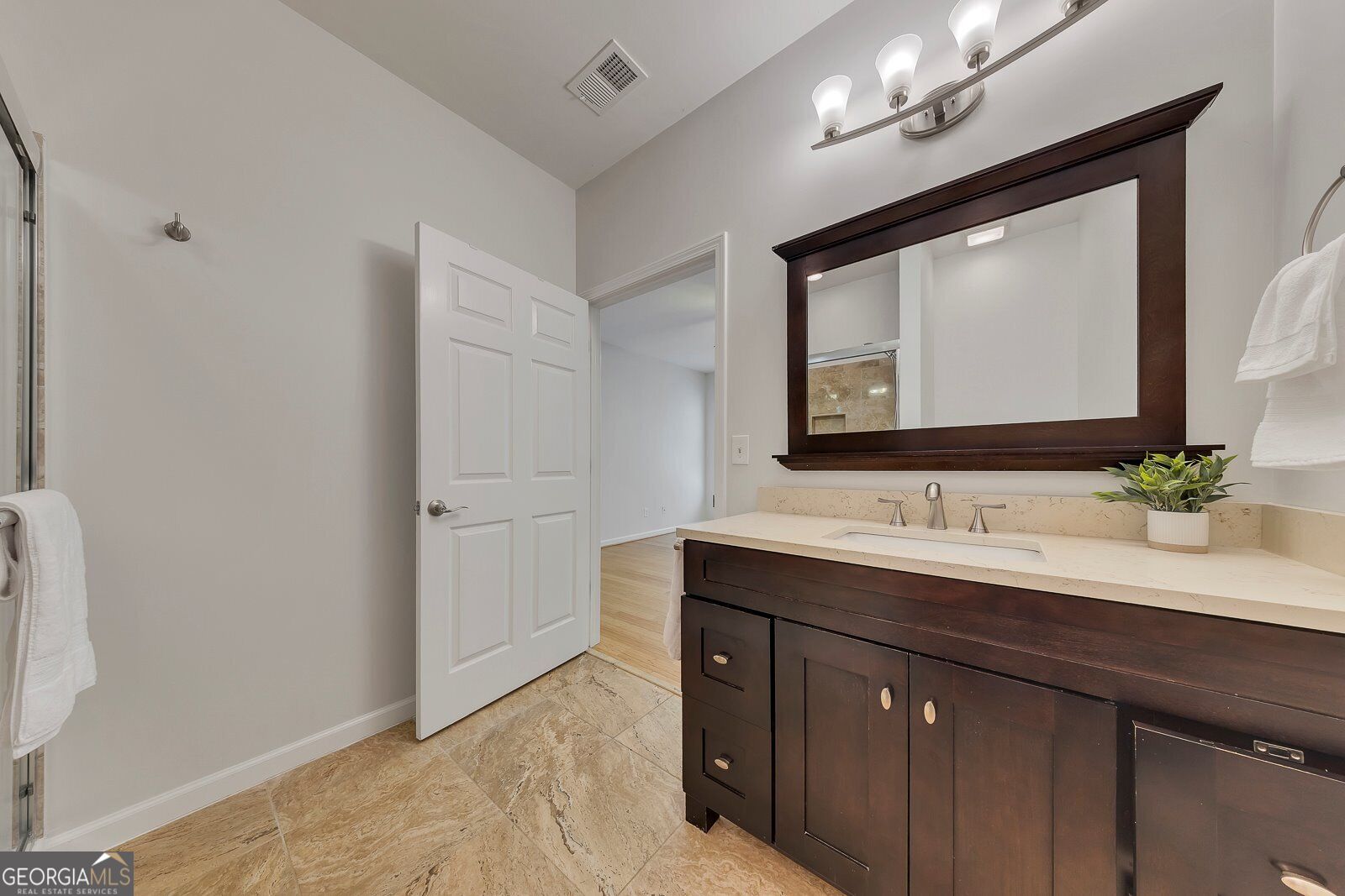 242 Riverstone Place Property Photo 18