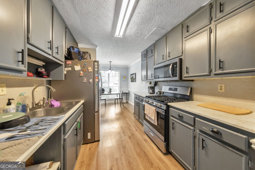 2814 Briar Hill Lane Se Property Photo 8