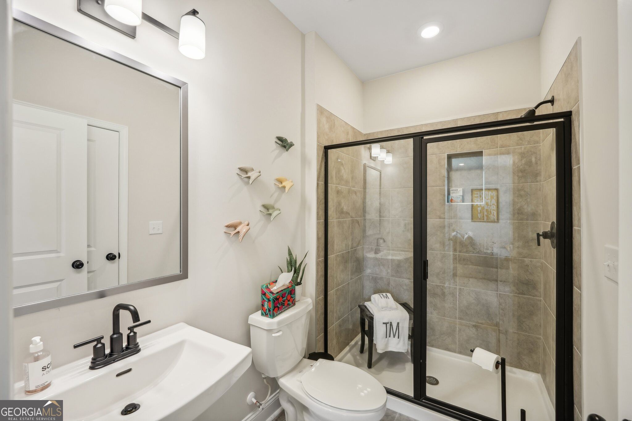 445 Kennington Walk Property Photo 27