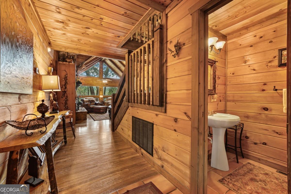 58 River Road Property Photo 9