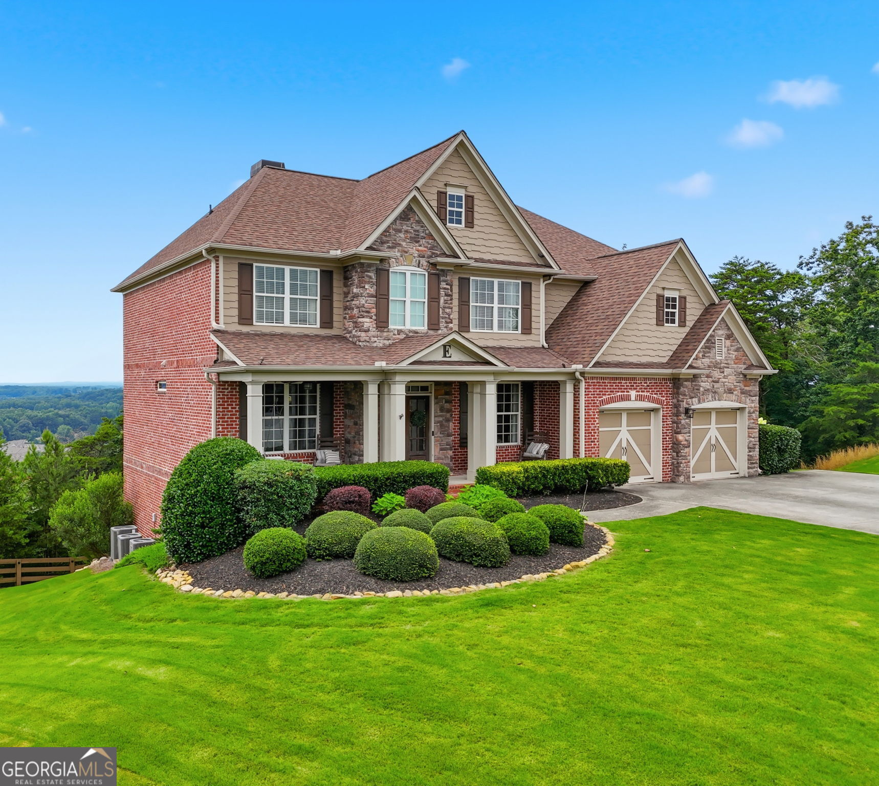5085 Laurel Ridge Drive Property Photo 1