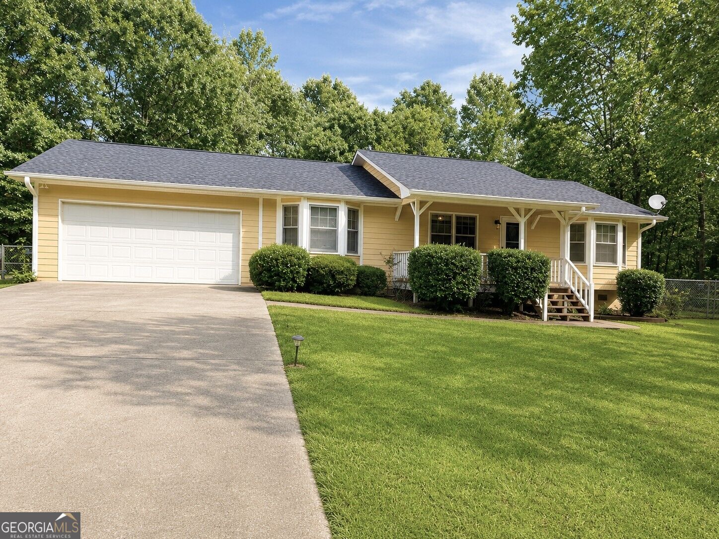 205 Meadowbrook Drive Property Photo 1