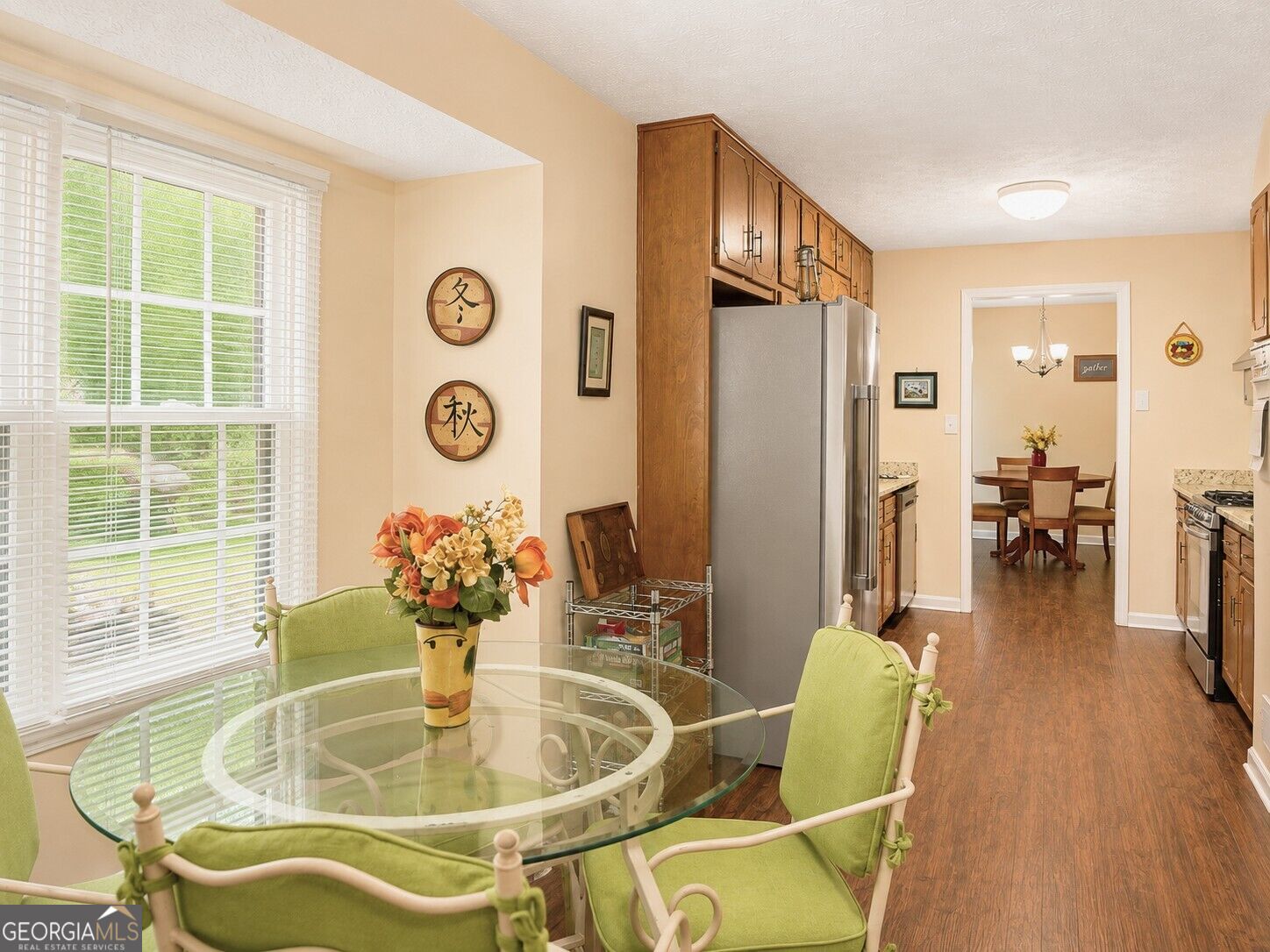205 Meadowbrook Drive Property Photo 10