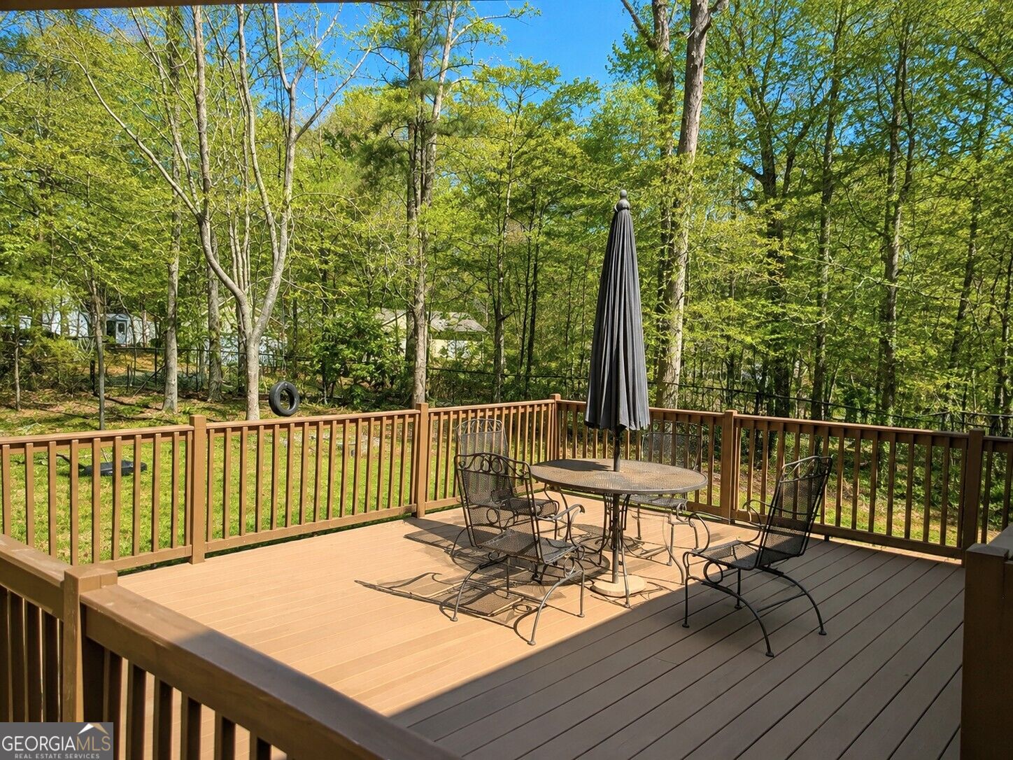 205 Meadowbrook Drive Property Photo 18