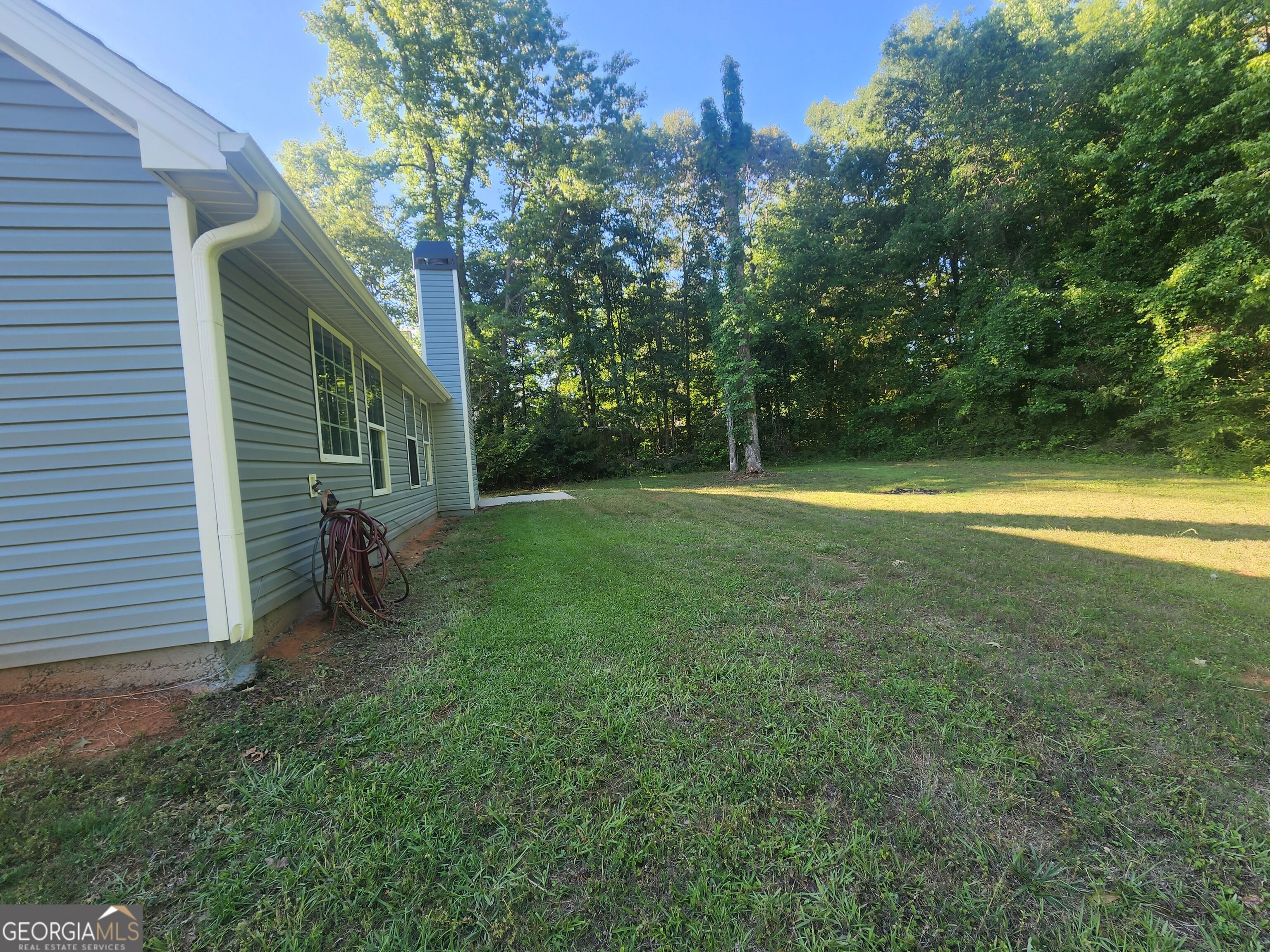 435 Butler Bridge Circle Property Photo 1