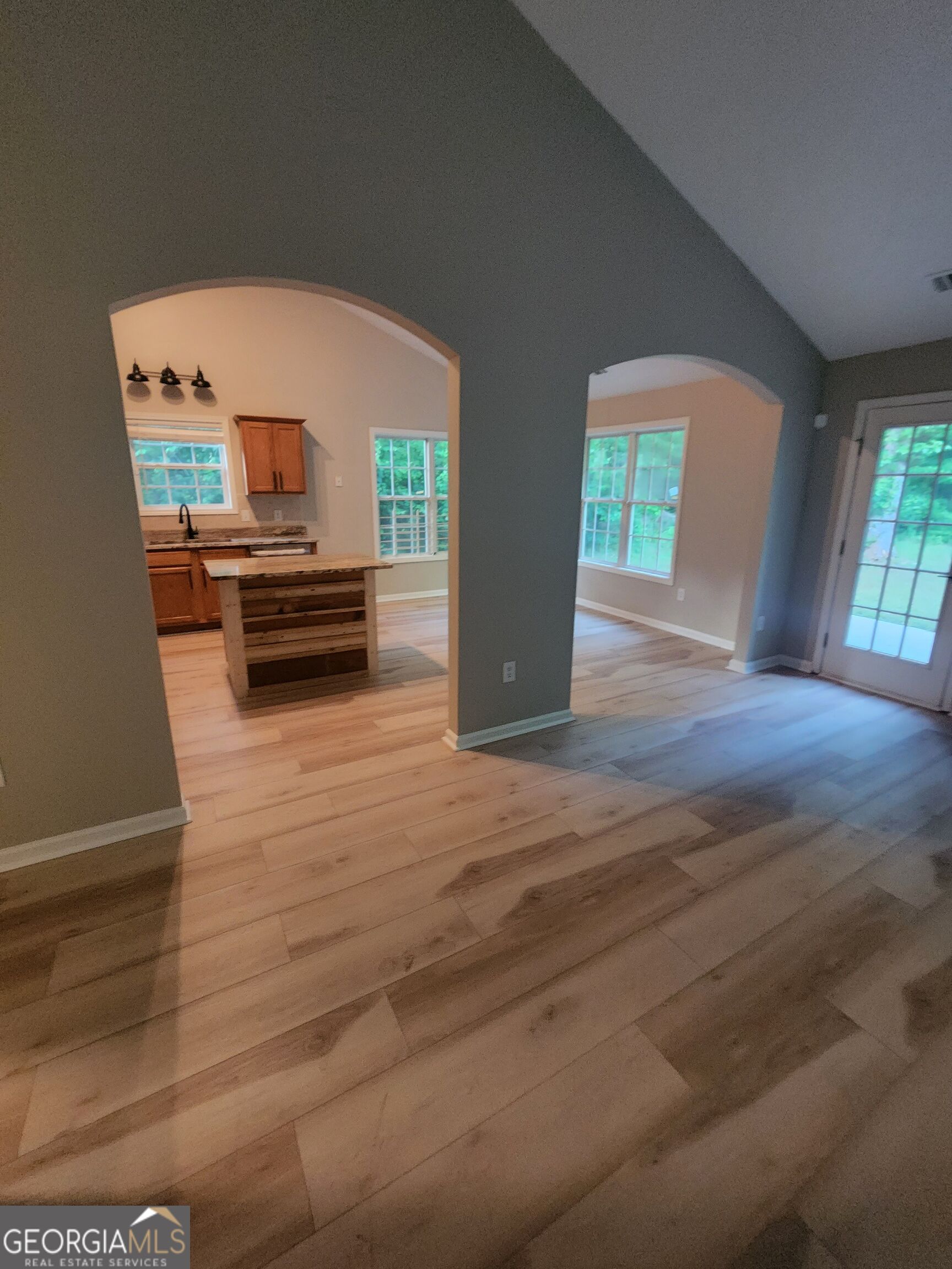 435 Butler Bridge Circle Property Photo 8