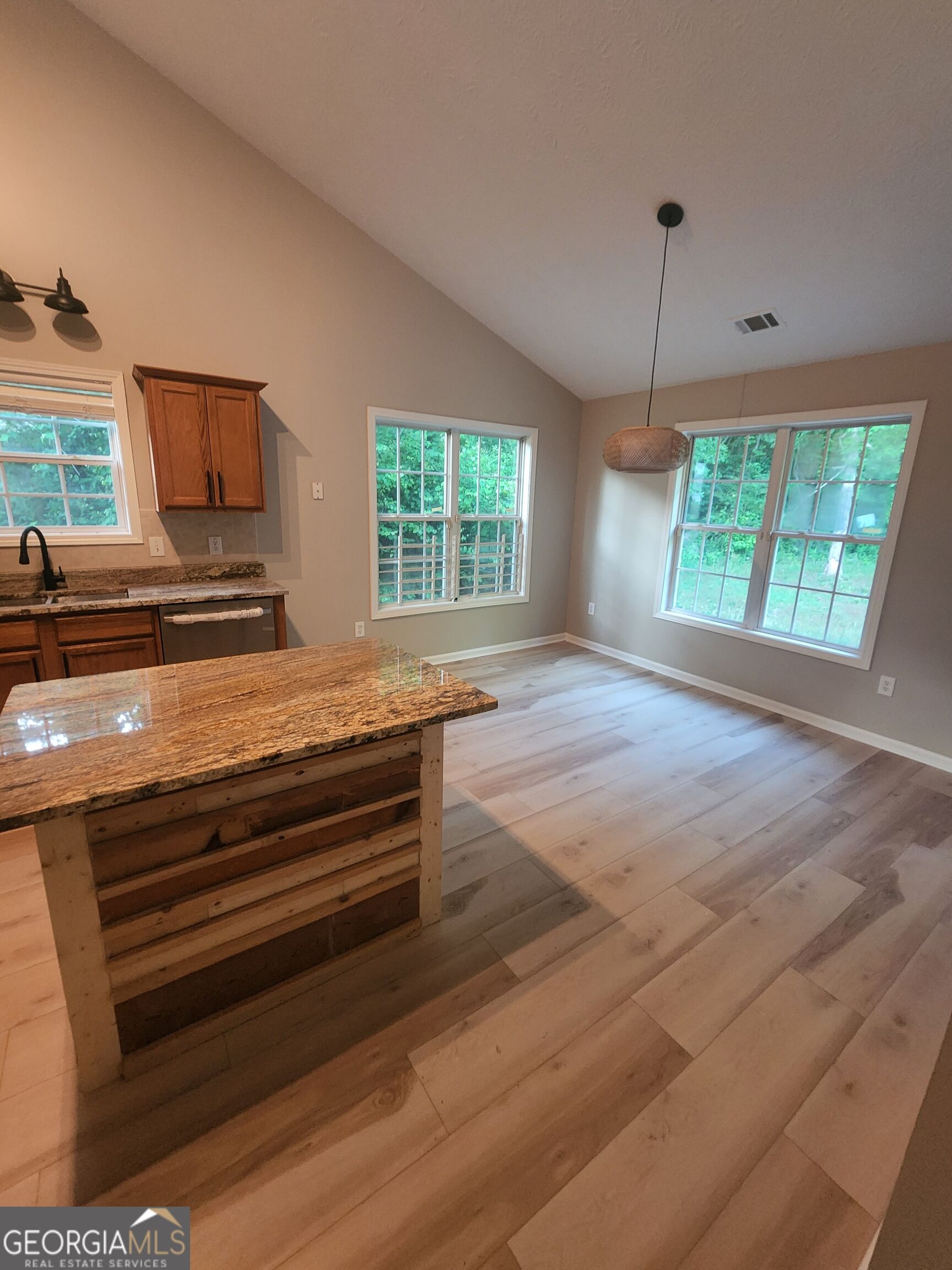 435 Butler Bridge Circle Property Photo 10