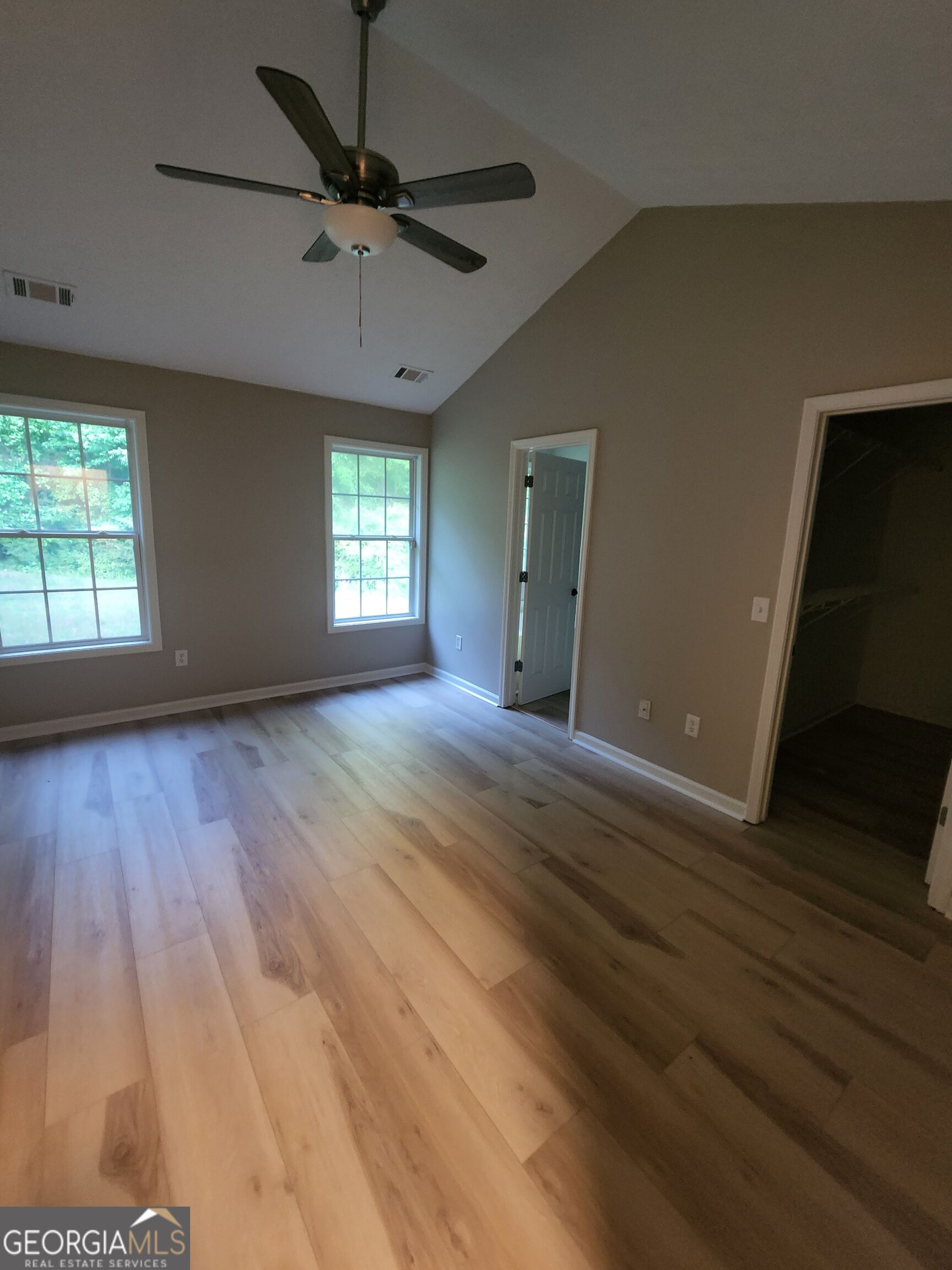 435 Butler Bridge Circle Property Photo 17