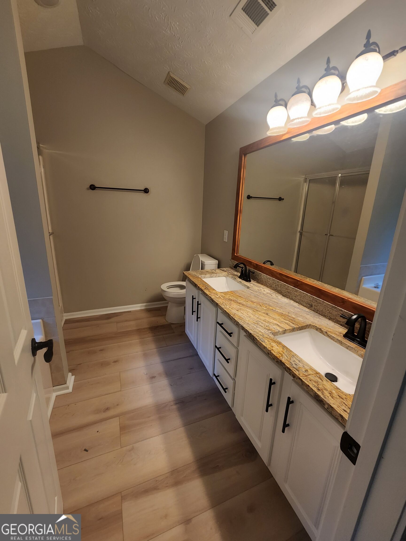 435 Butler Bridge Circle Property Photo 22