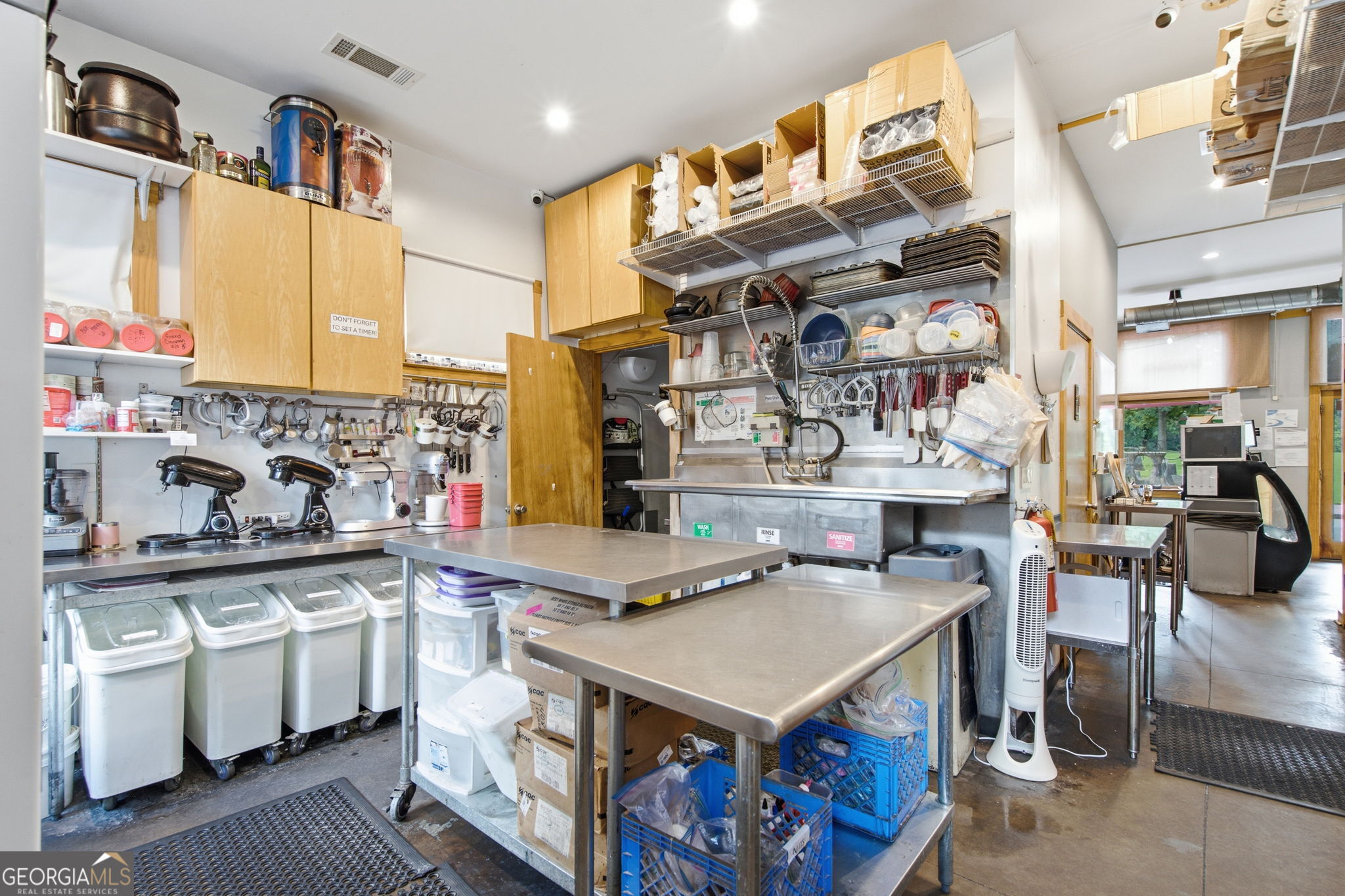 692 B Kirkwood Avenue Se Property Photo 11