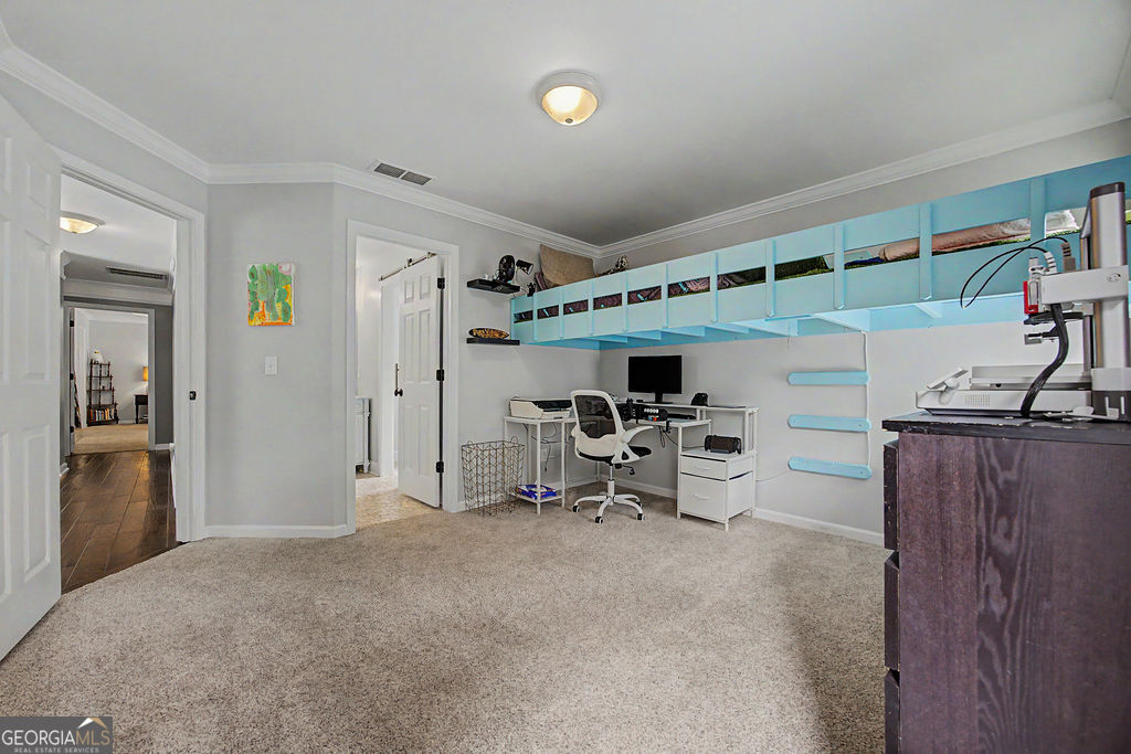 2590 Grassview Drive Property Photo 30