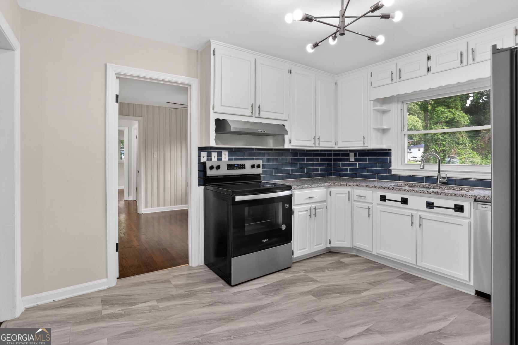 3081 Glendale Court Property Photo 4