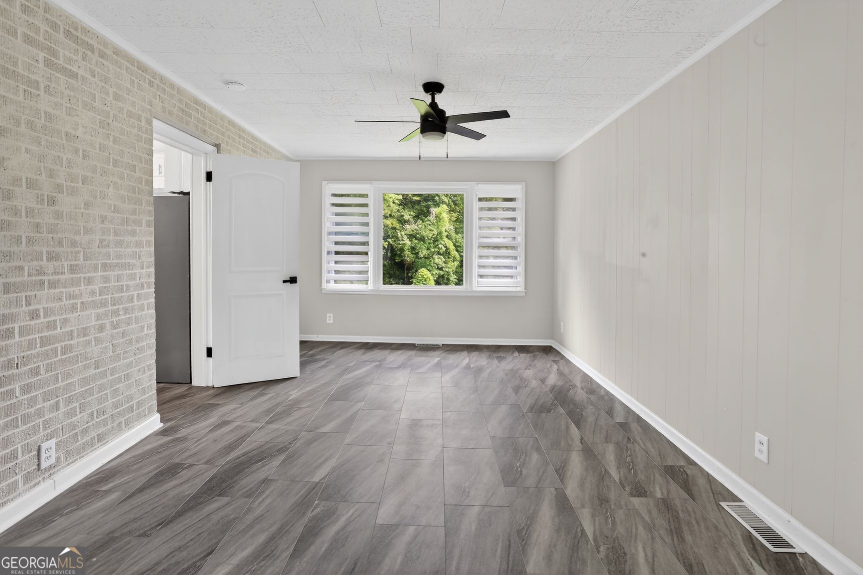 3081 Glendale Court Property Photo 6