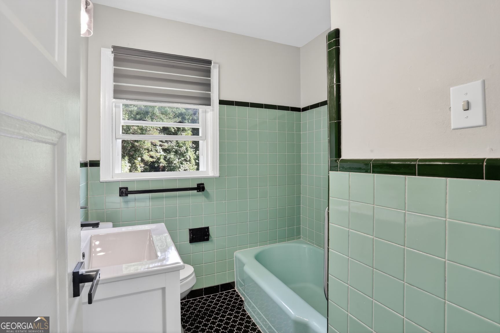 3081 Glendale Court Property Photo 10