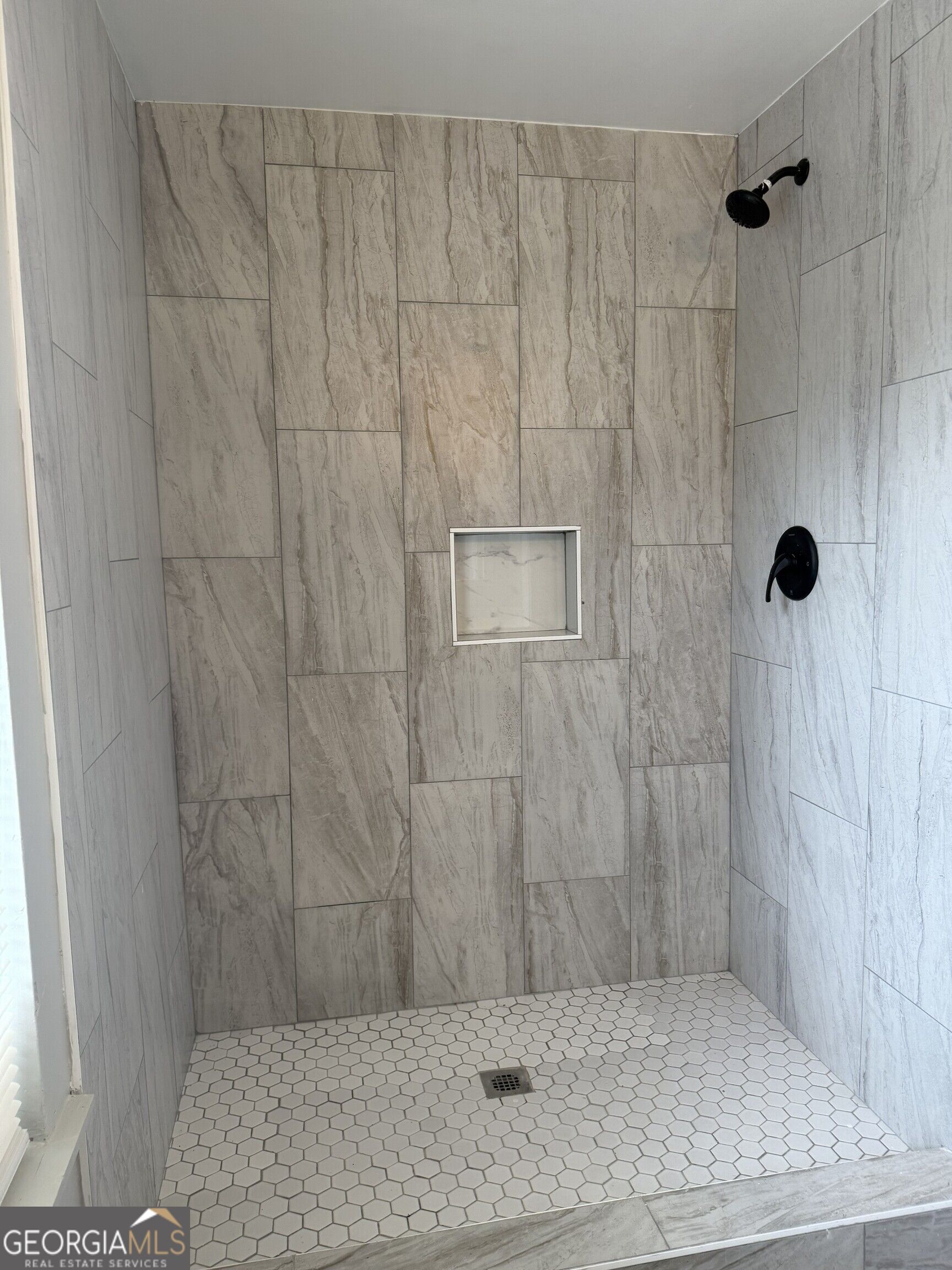 745 S Carter Drive Property Photo 12