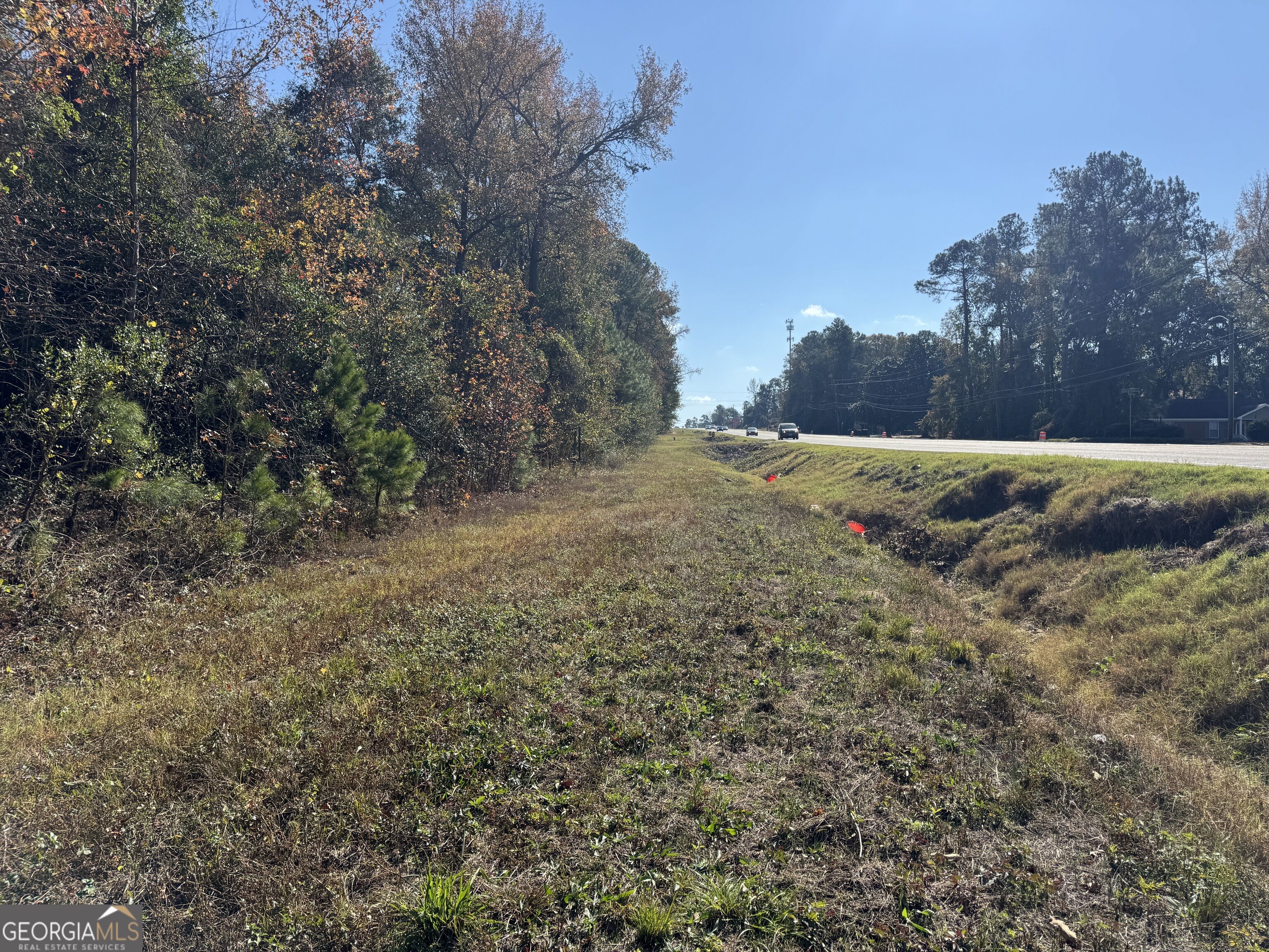 3530 Mike Padgett Highway Property Photo 1