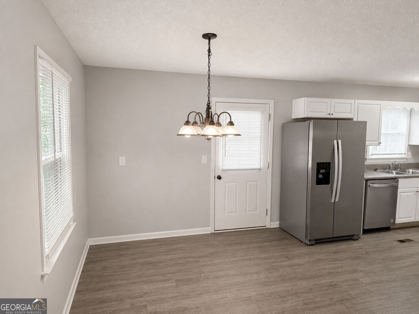 17 Winchester Drive Property Photo 9