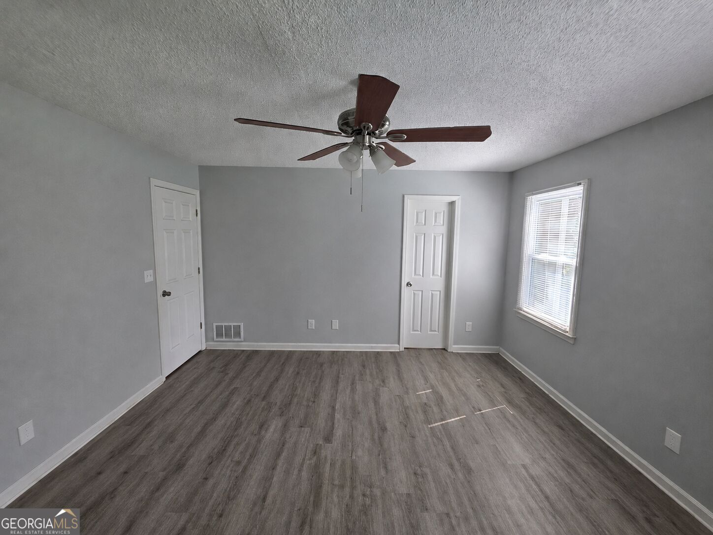 17 Winchester Drive Property Photo 10