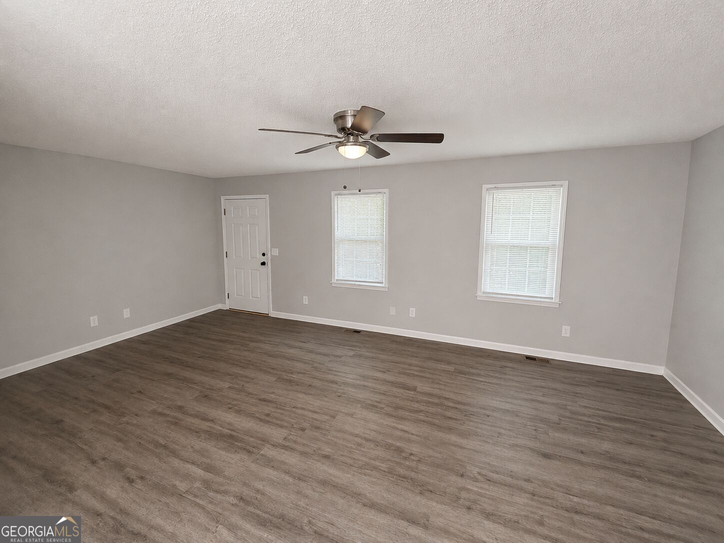 17 Winchester Drive Property Photo 11