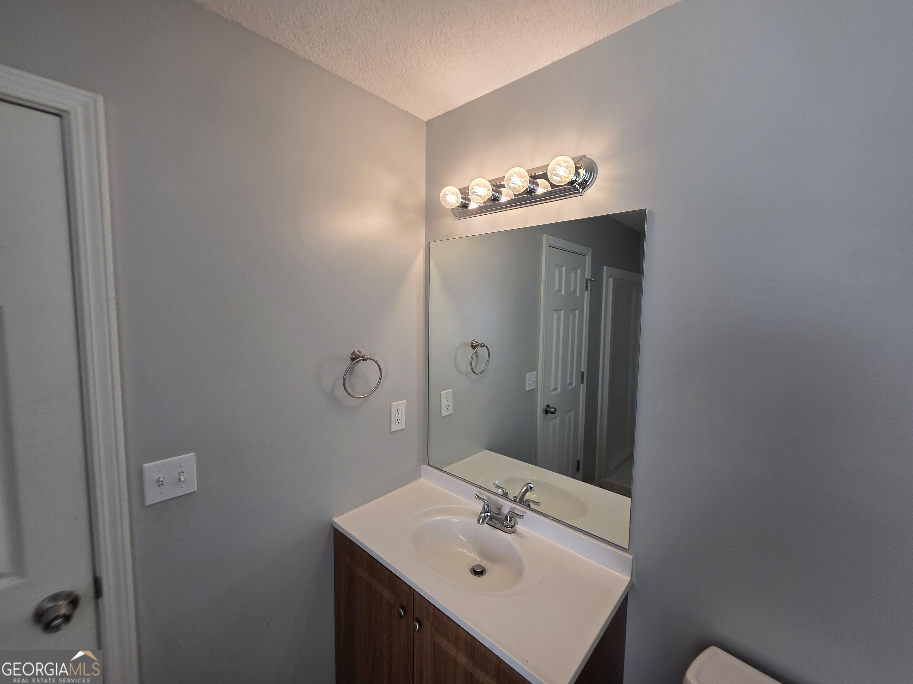 17 Winchester Drive Property Photo 23