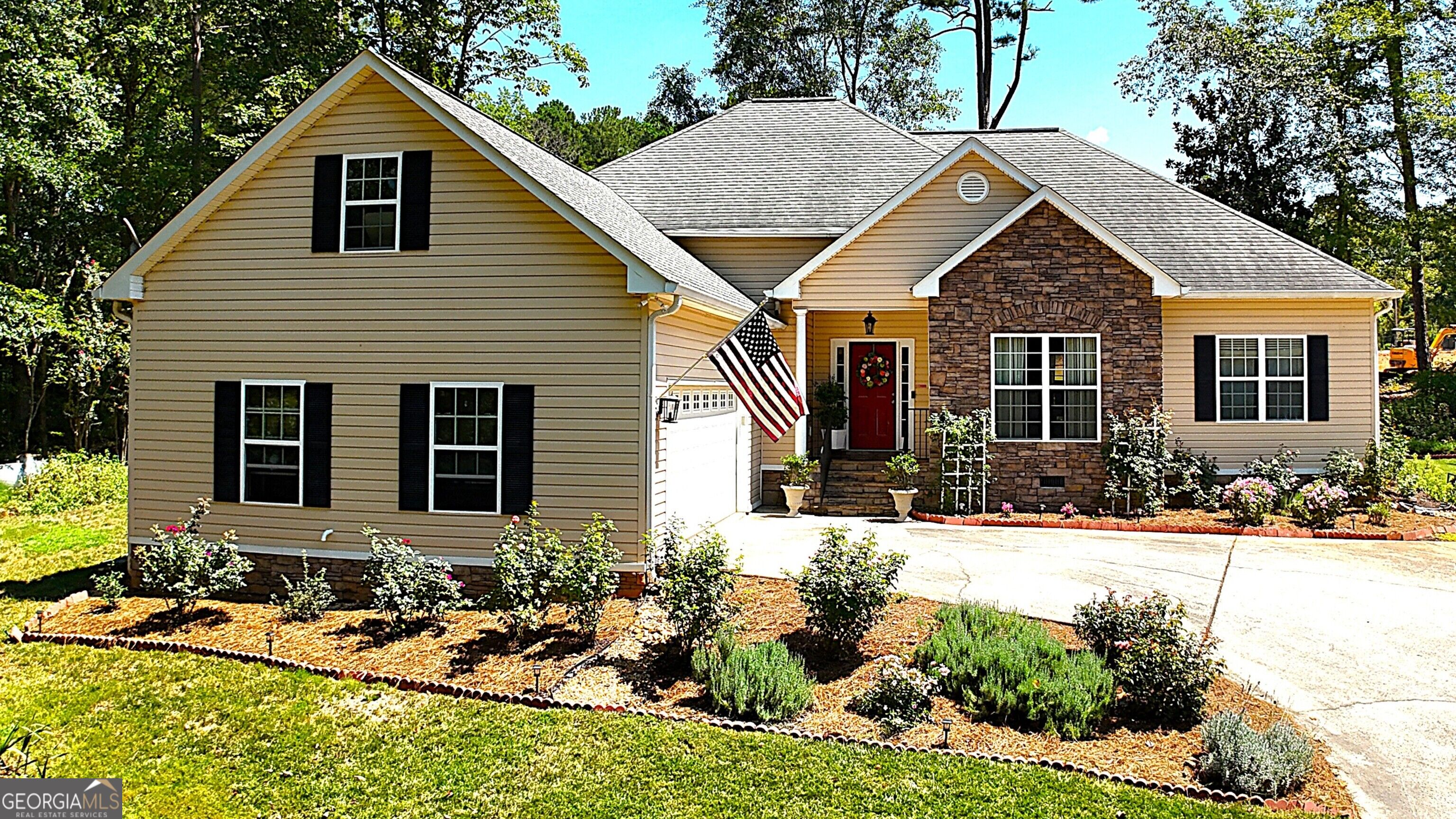 103 Meadowbrook Lane Property Photo 8